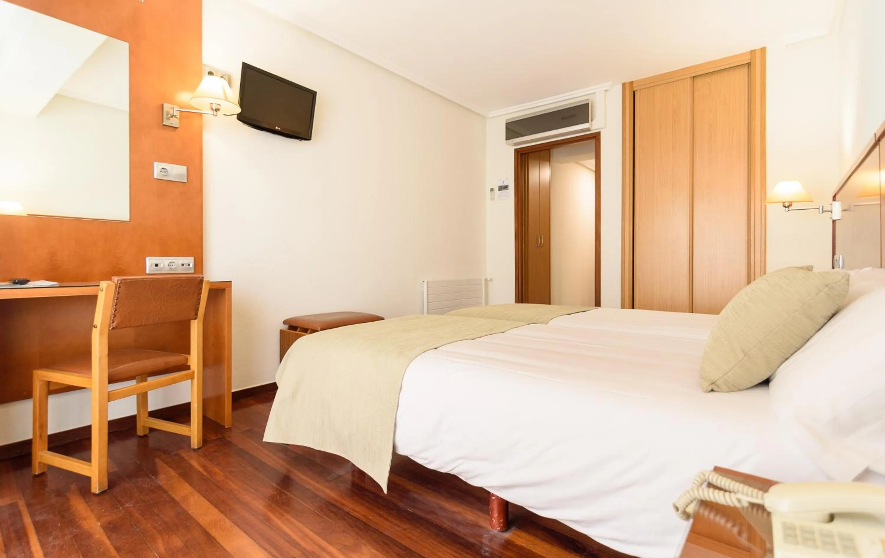 Bedroom, Bed in México PR