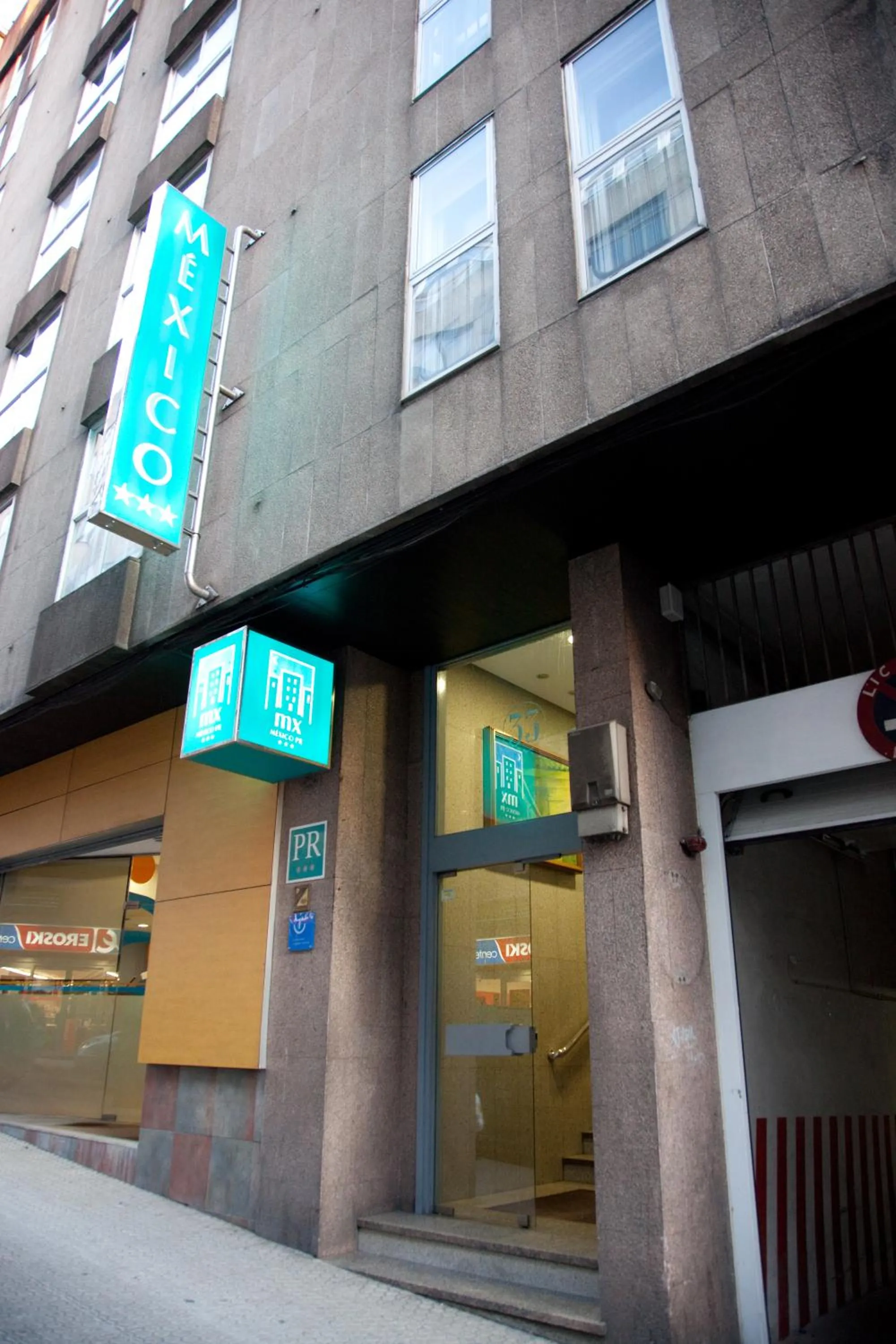 Facade/entrance in México PR