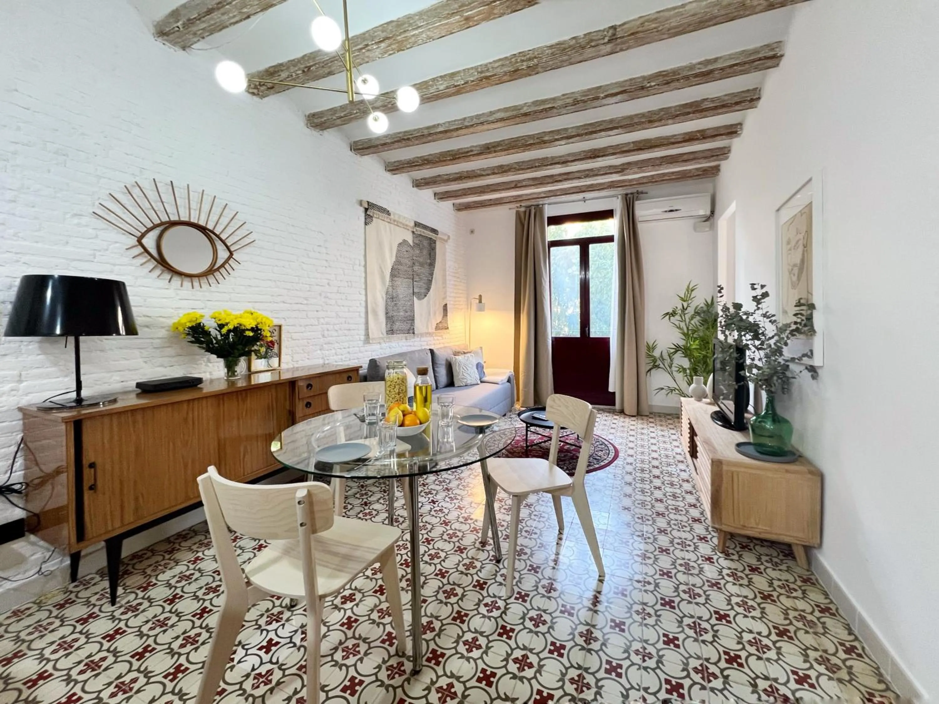 Almodovar Apartment Barcelona