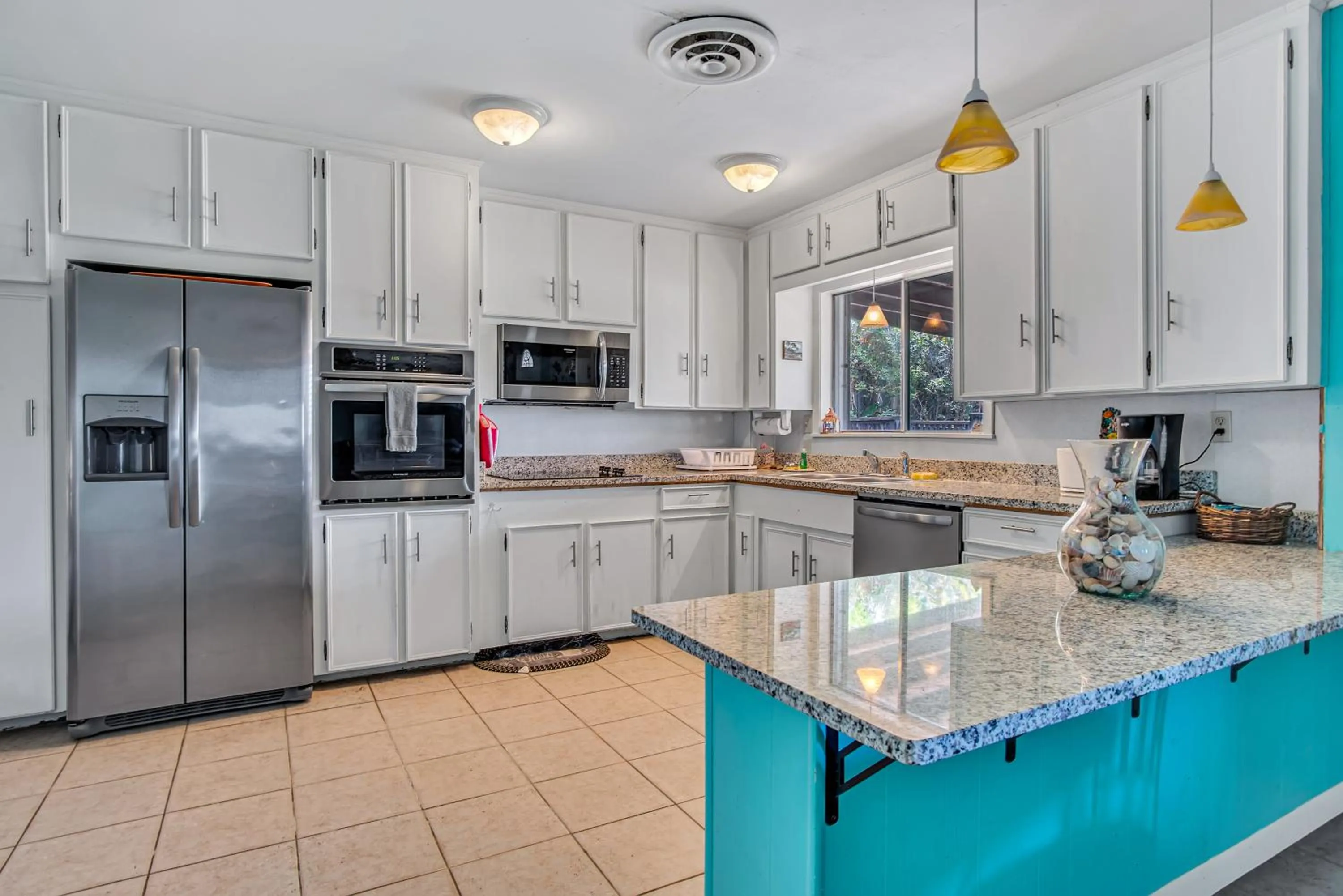 Property building in Paradise Retreat