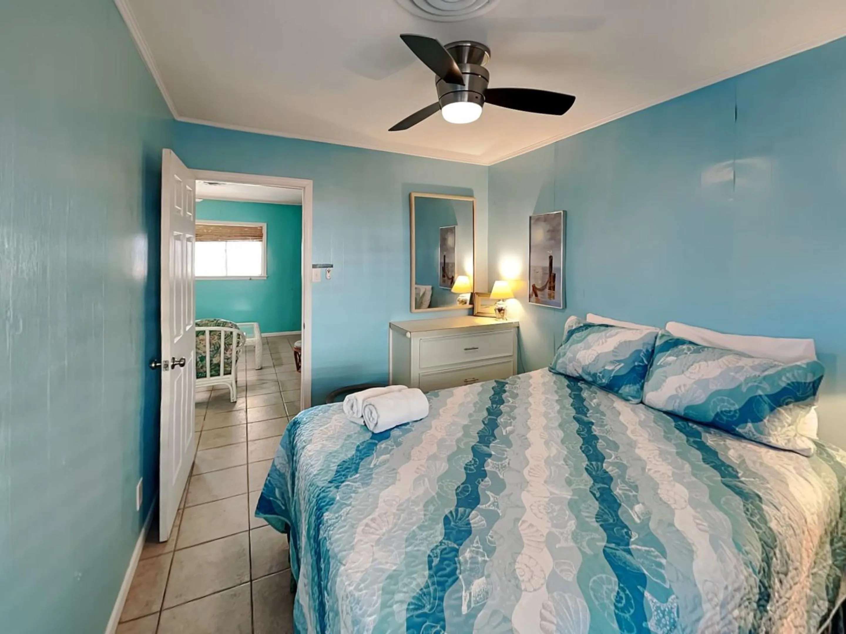 Bed in Paradise Retreat