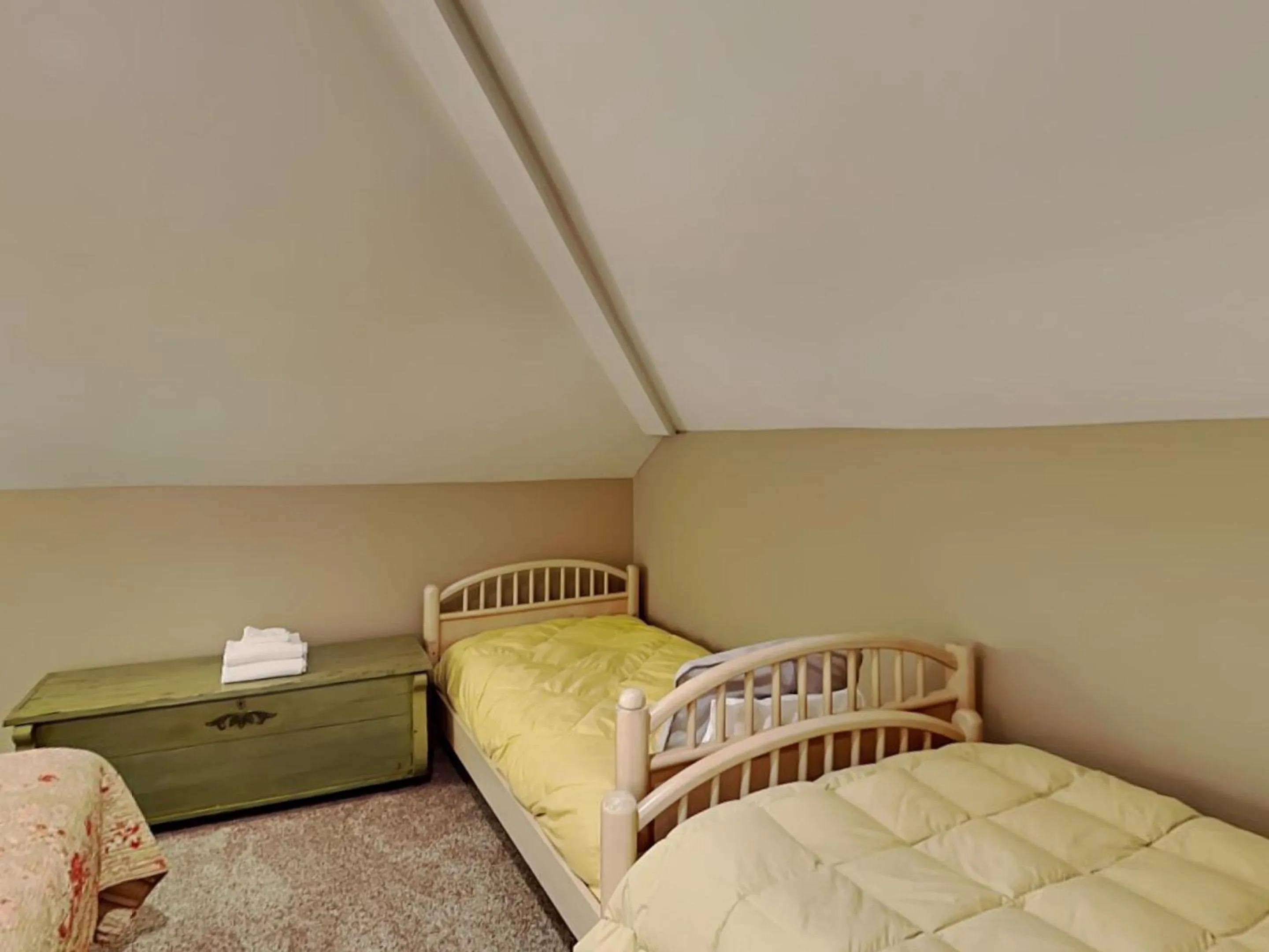 Bed in Stone Mountain Vista