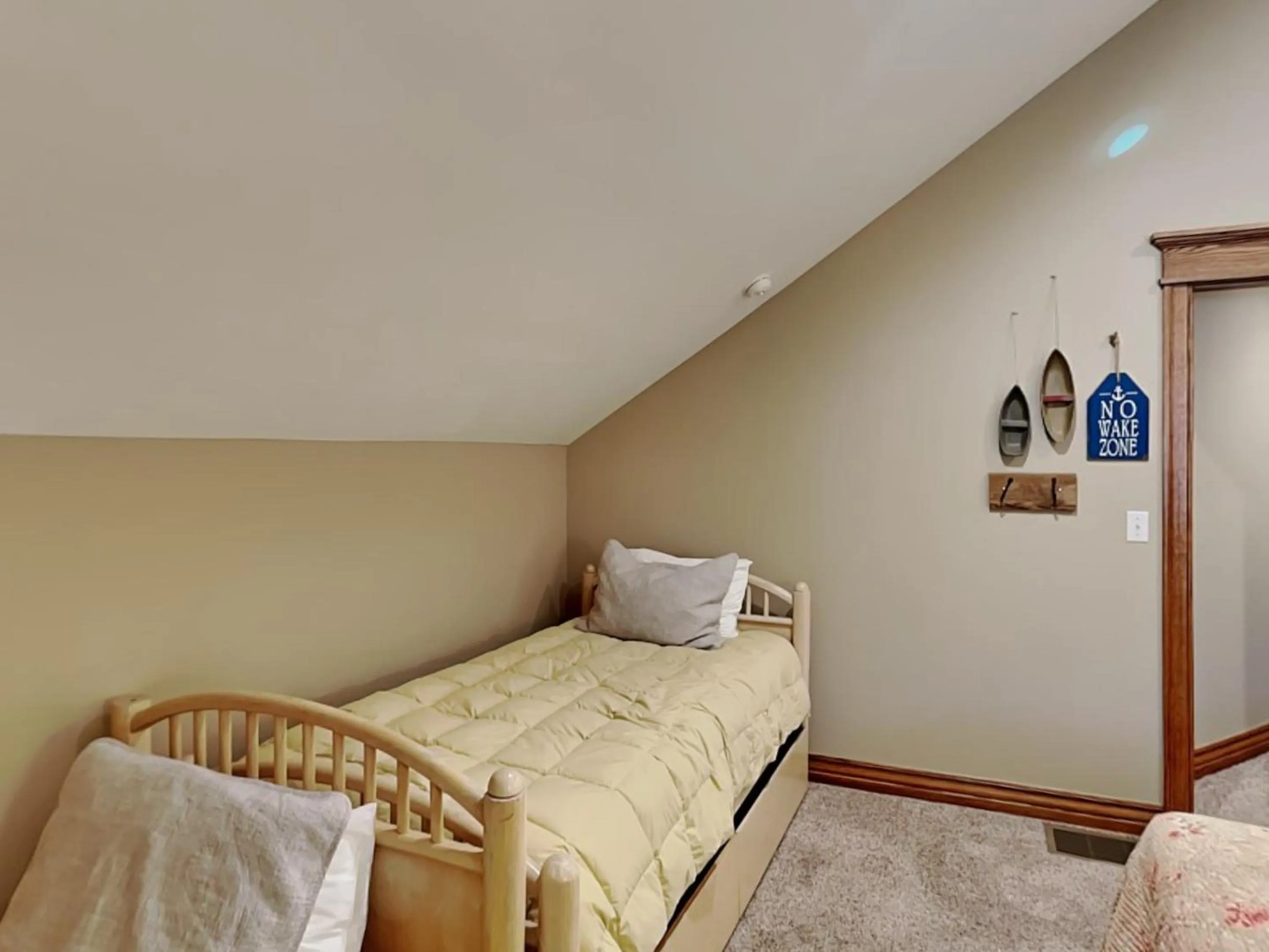 Bed in Stone Mountain Vista