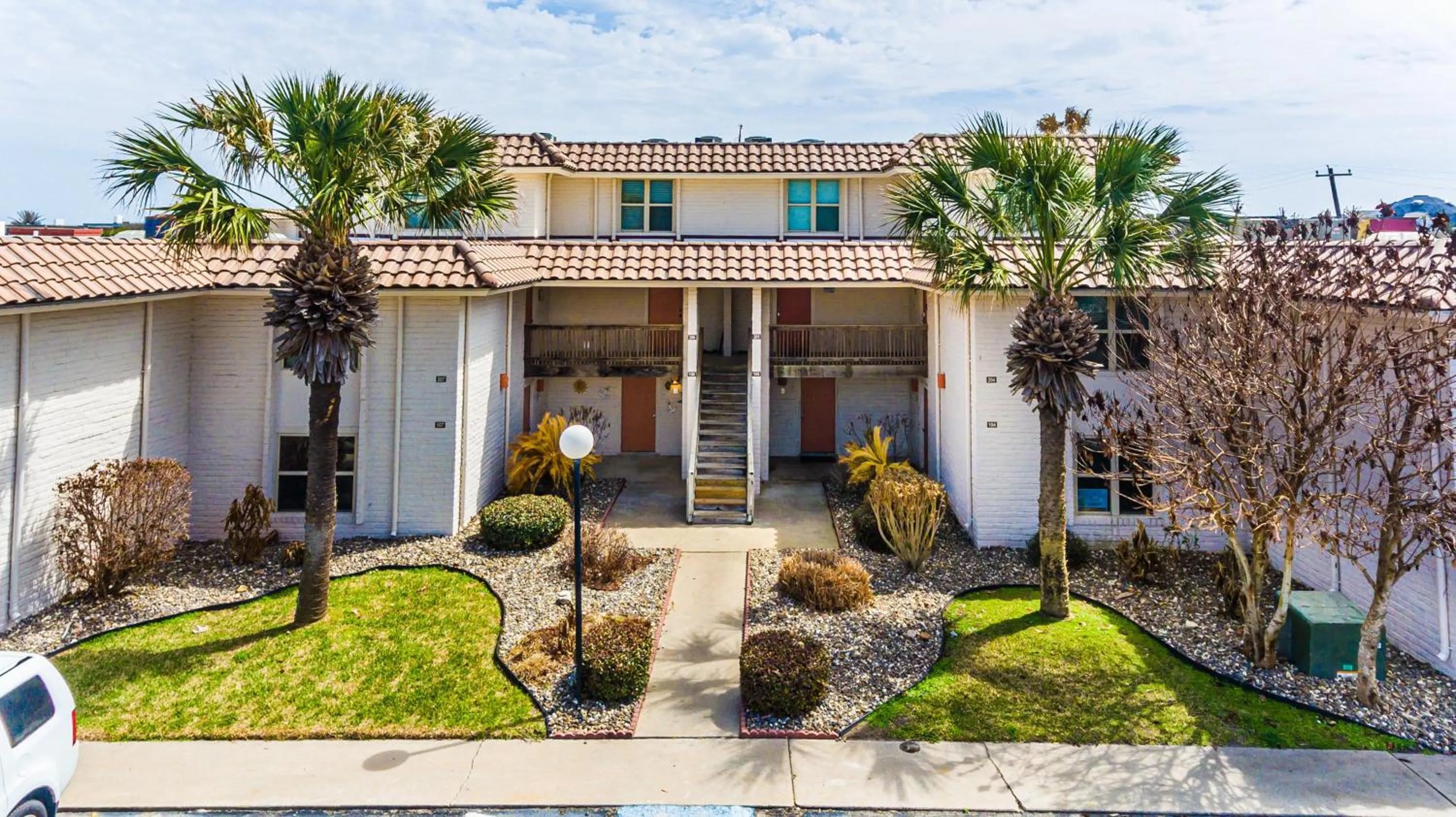 Property building in Pearl Marlin