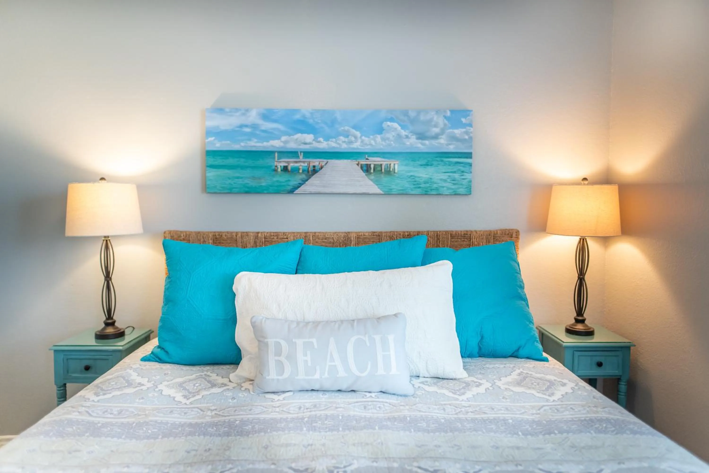 Property building, Bed in Toes In The Water