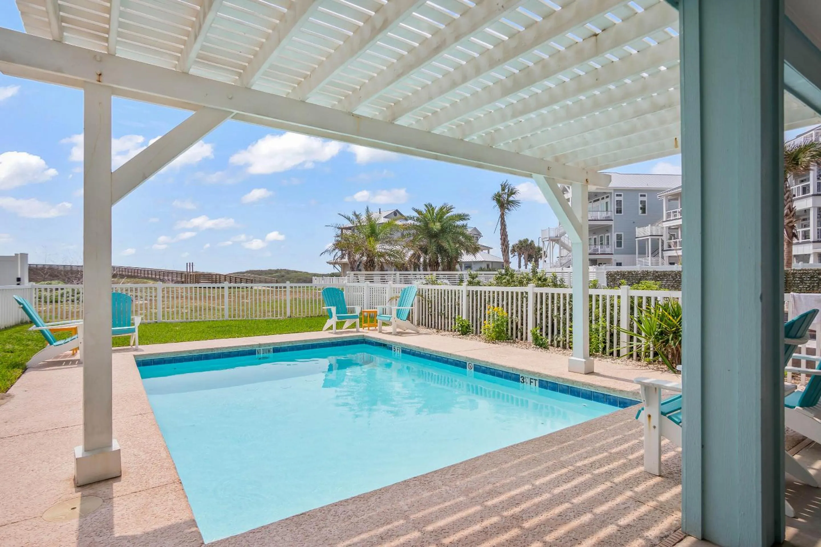 Property building in Beach-A-Holic