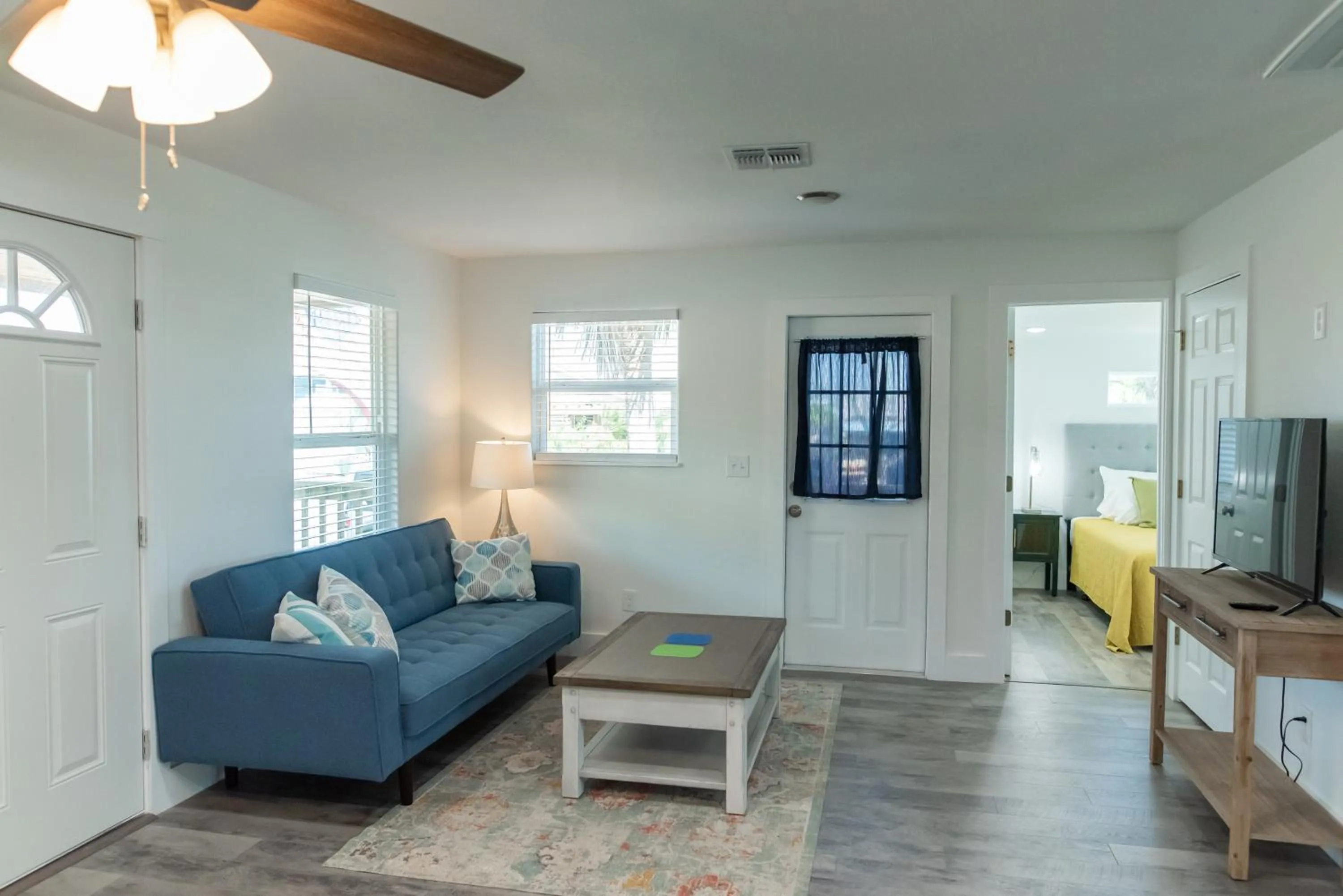 Property building in Casa De Poe