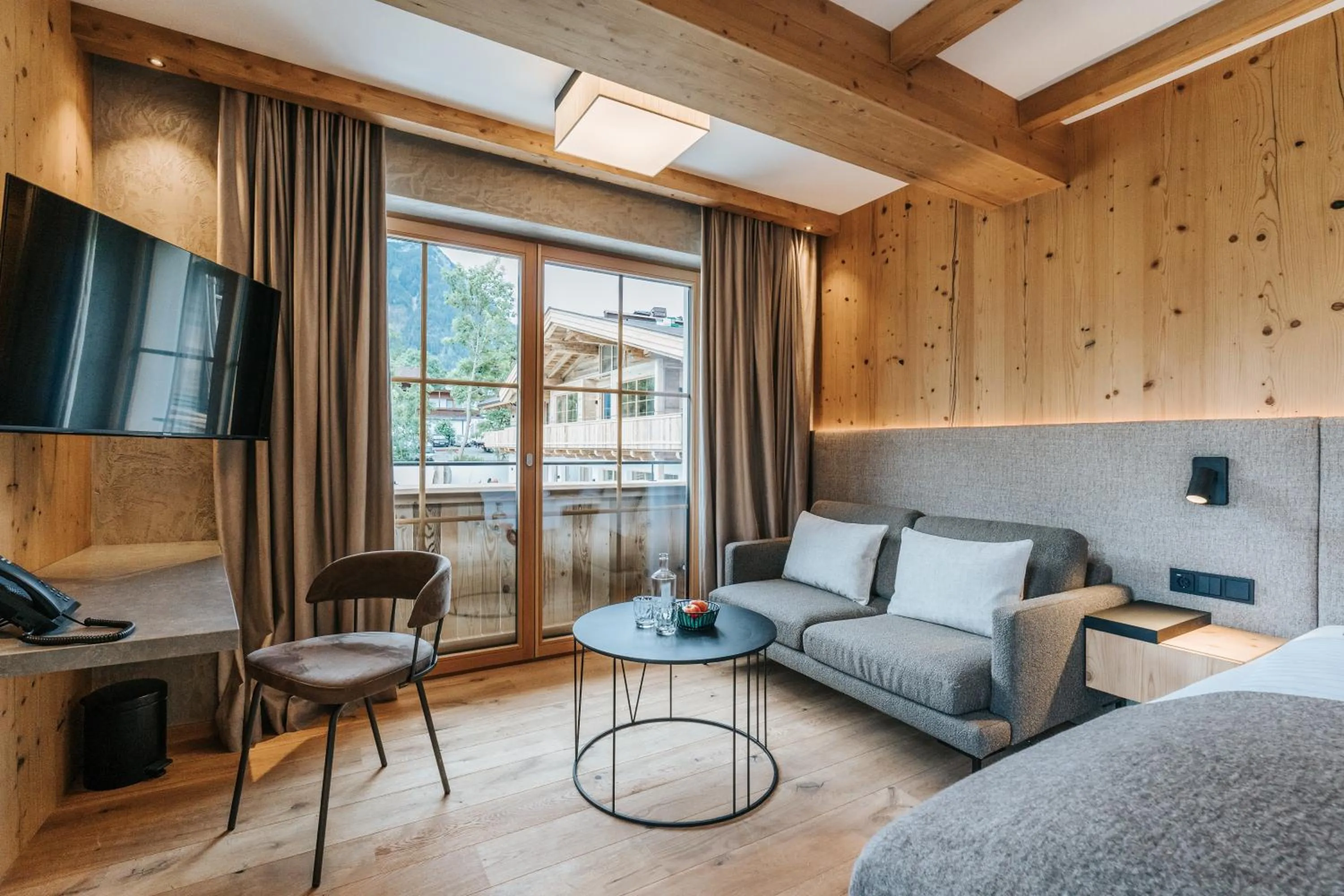 TV and multimedia, Bed in NOVA Moments Boutique Hotel