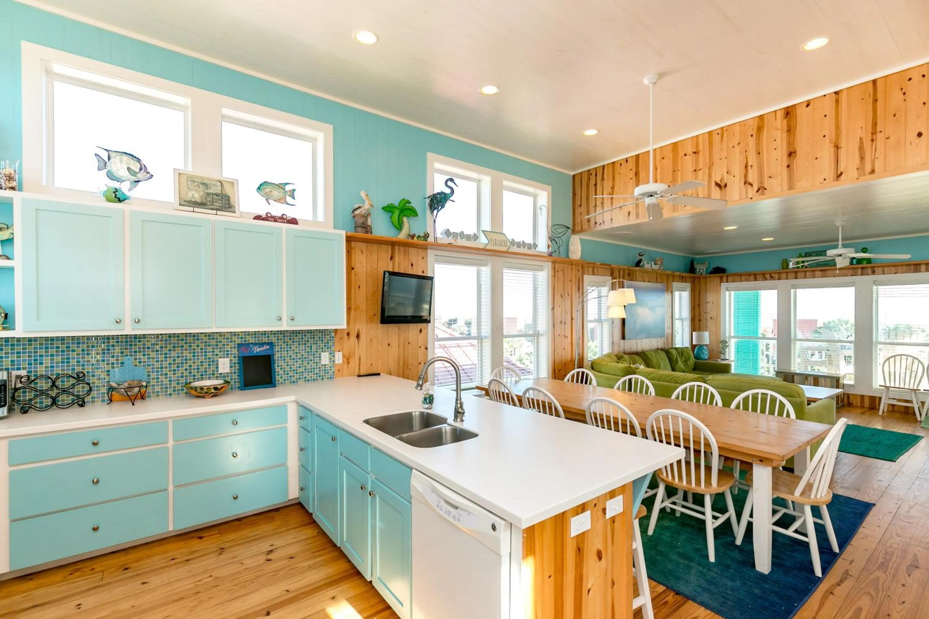 Property building in Port A Paradise