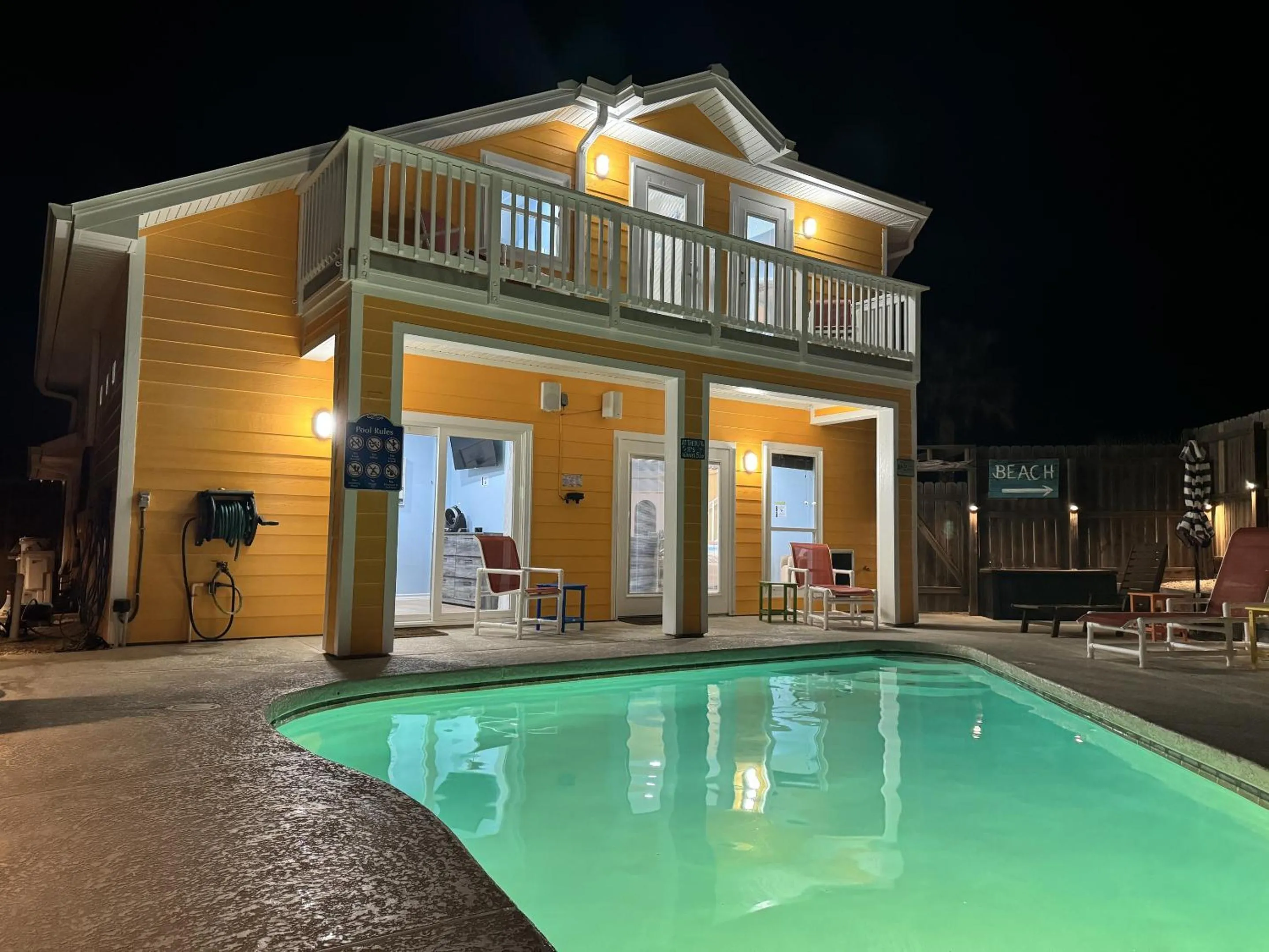 Property building in LaJuana Iguana