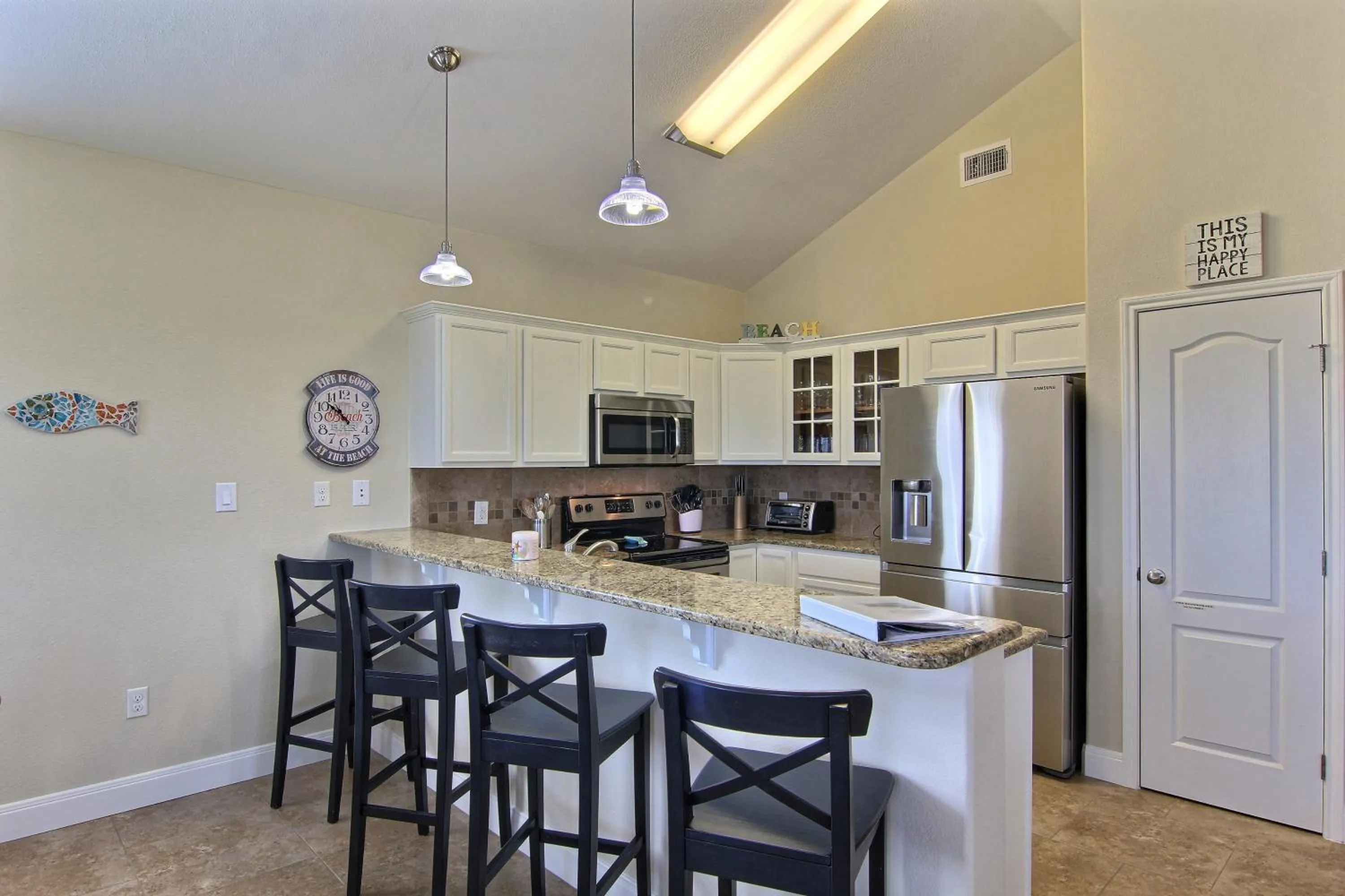 Property building in Shamrock by the Sea