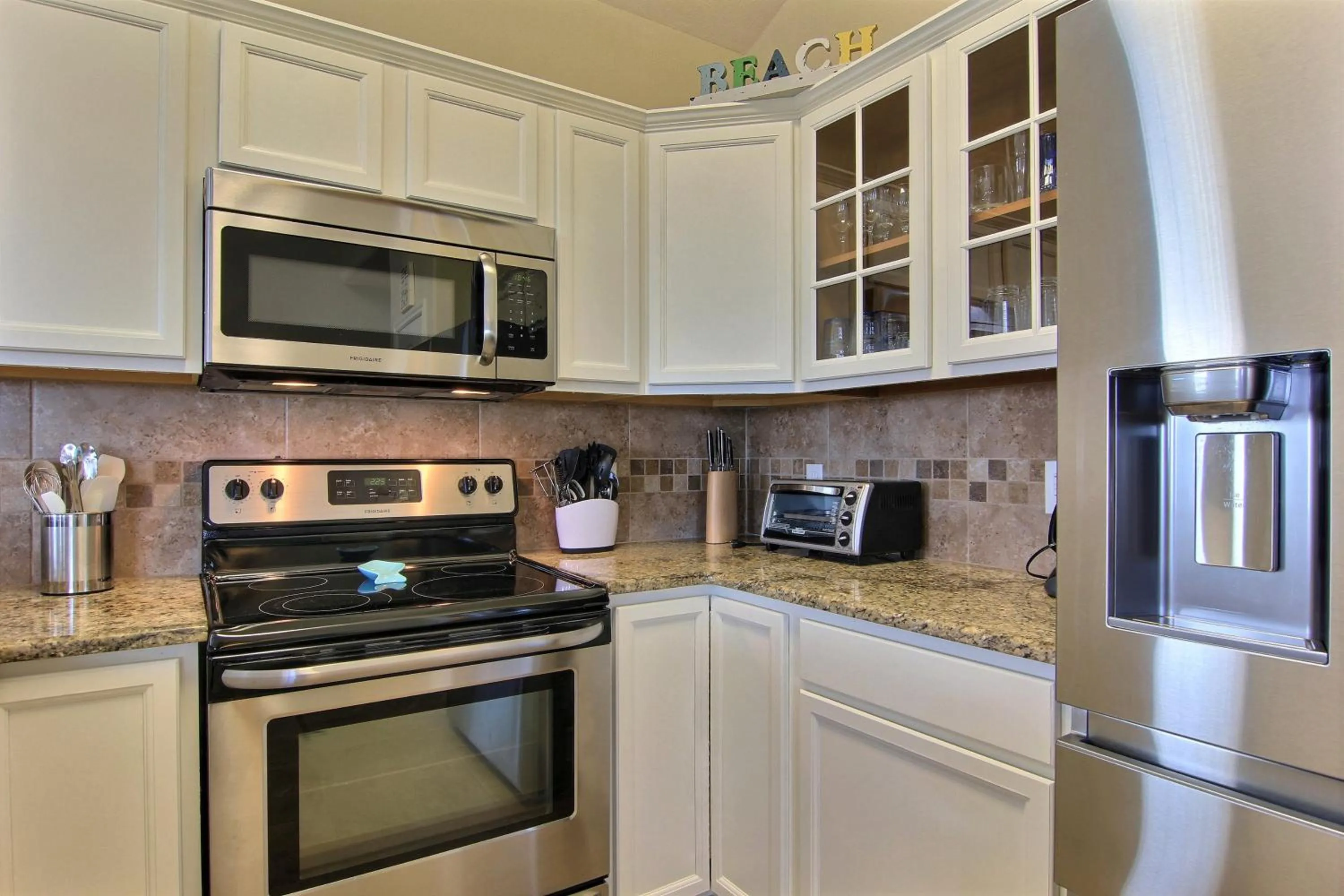 Property building in Shamrock by the Sea