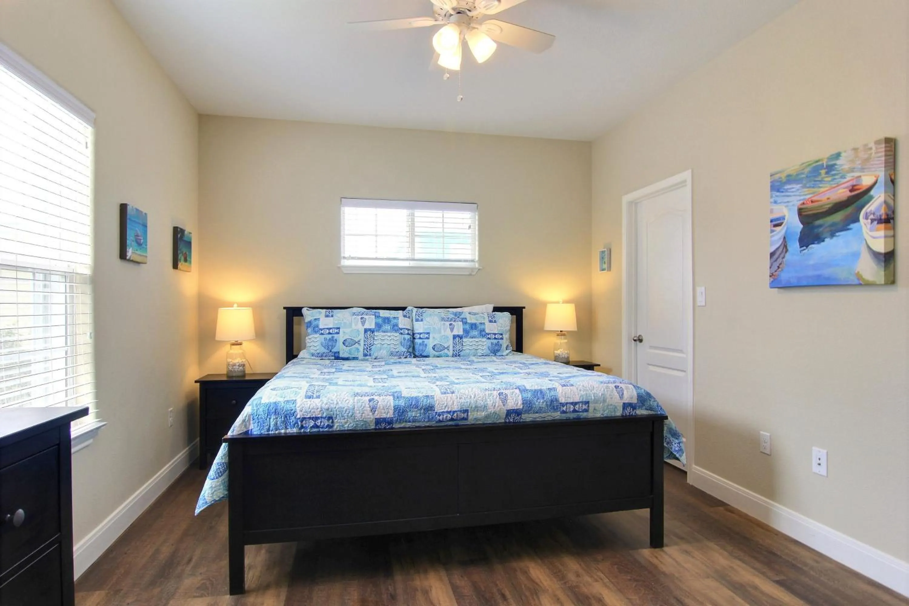 Property building, Bed in Shamrock by the Sea