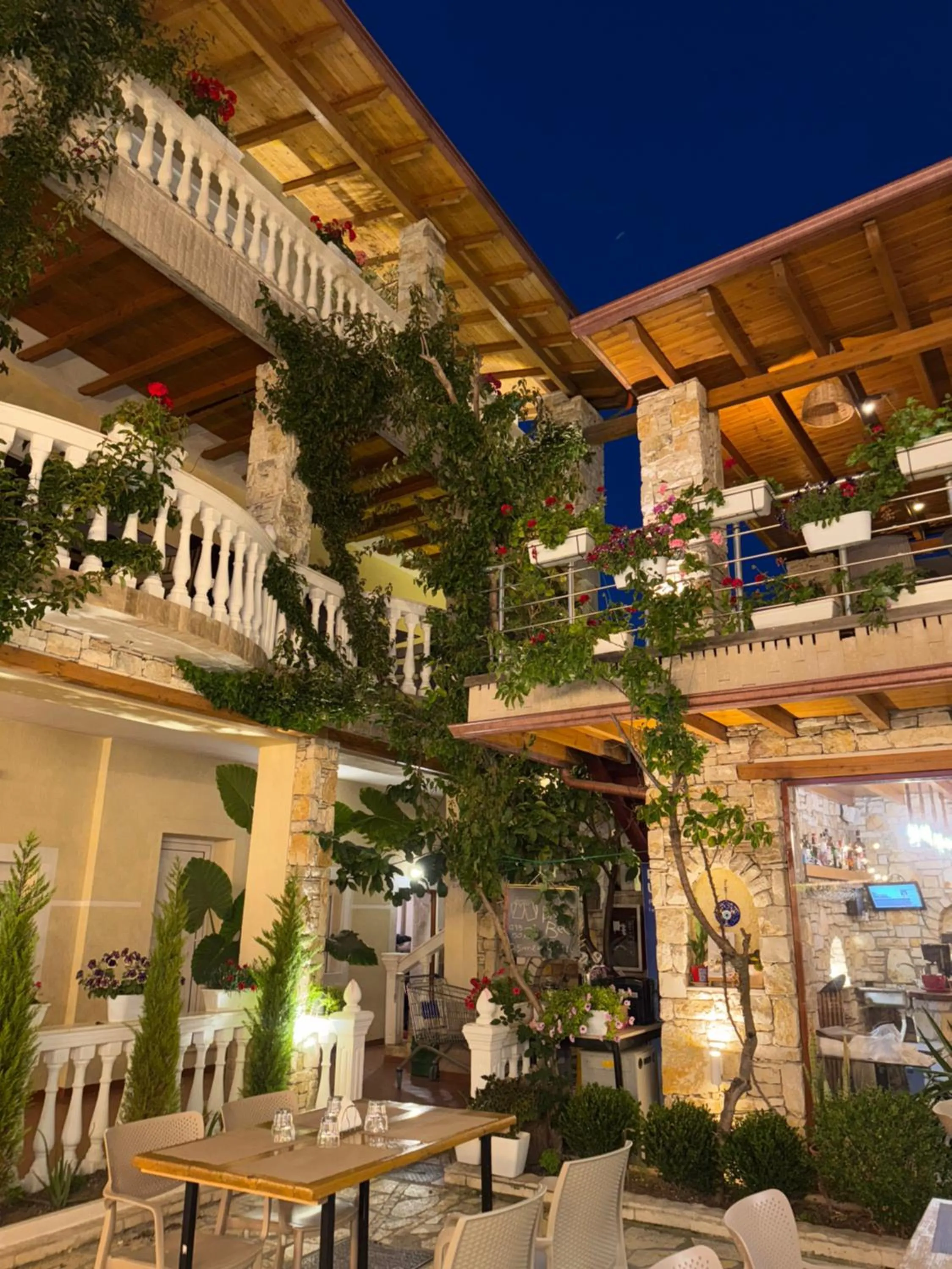 Property building in Vila Arial