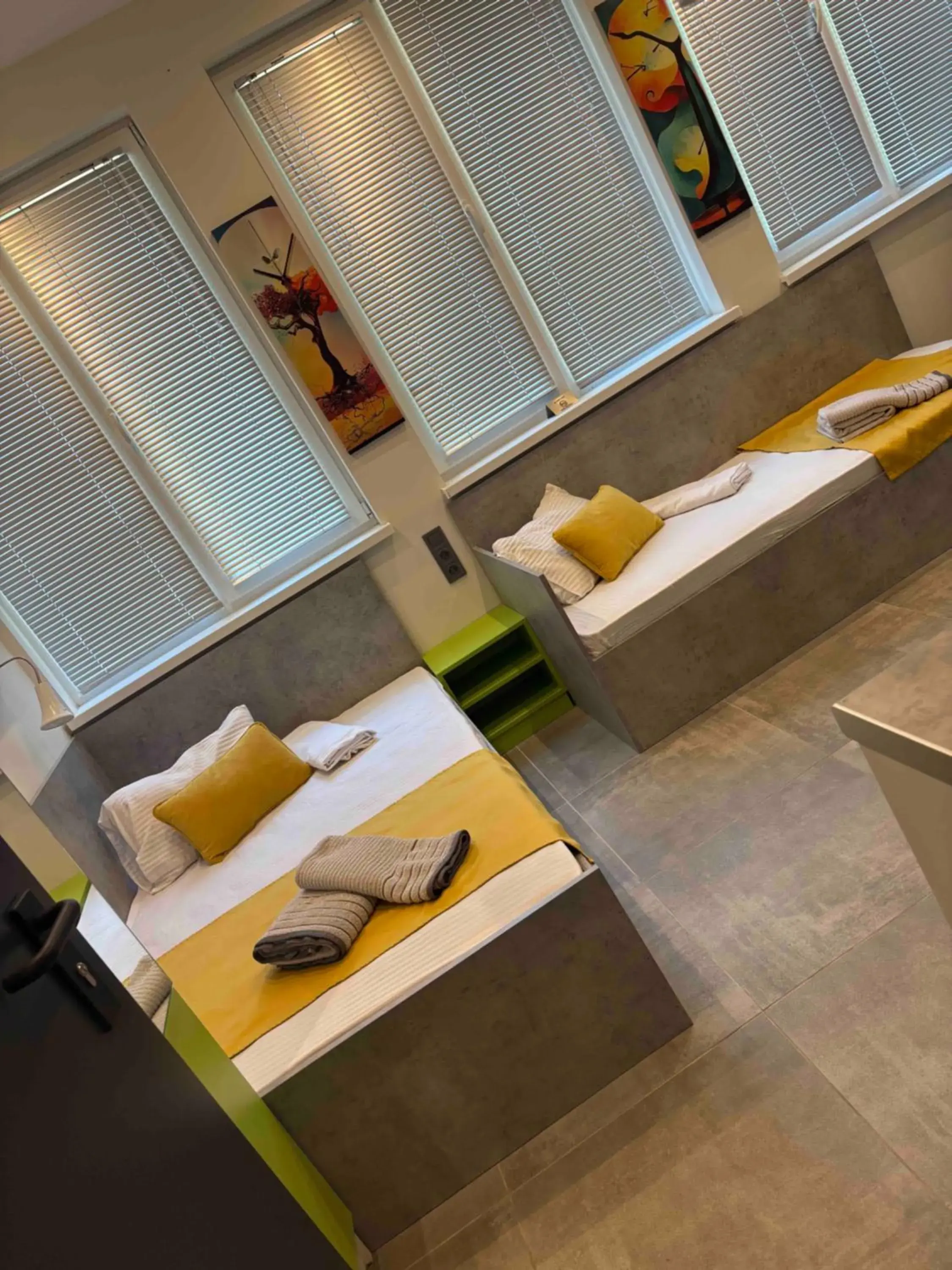 Twin Room in DORM BG pet-friendly Aparthotel Twin Room in DORM BG pet-friendly Aparthotel