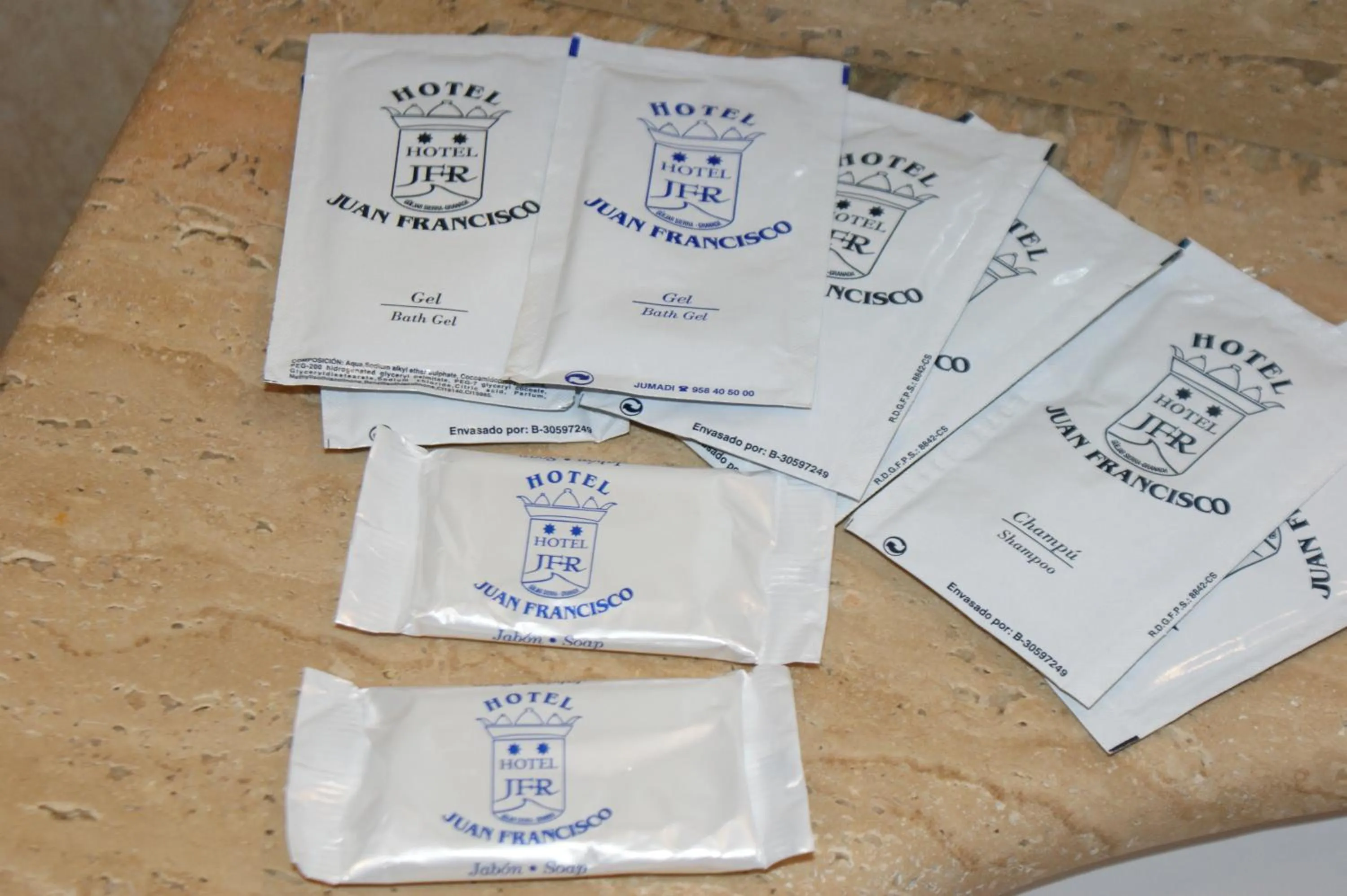 Shower in Hotel Juan Francisco