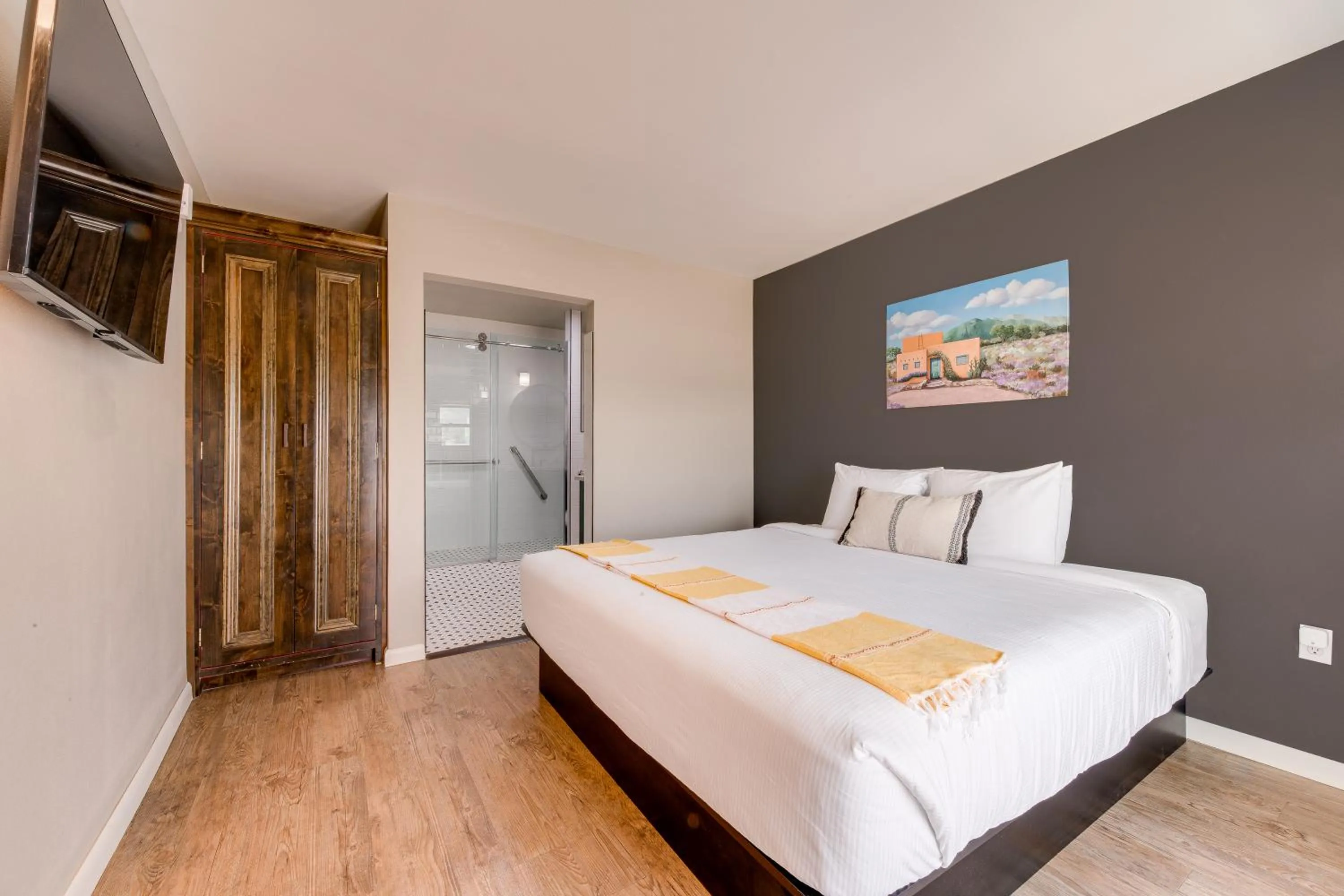 Bed in Taos Motor Lodge