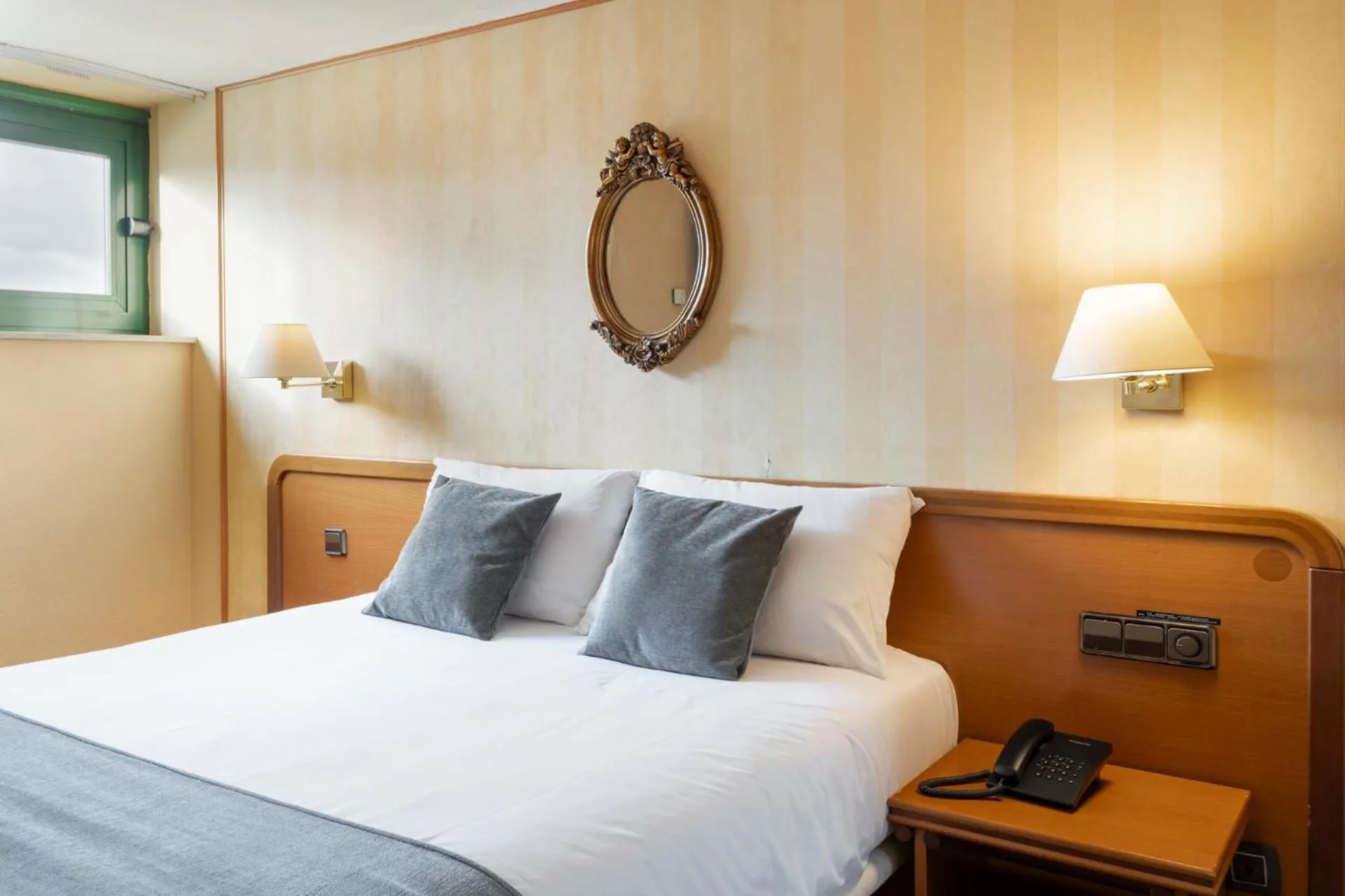 Photo of the whole room, Bed in Hotel Alda Río Tormes