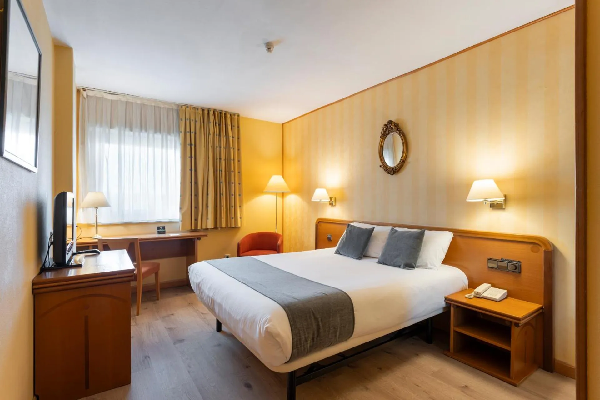 Photo of the whole room, Bed in Hotel Alda Río Tormes