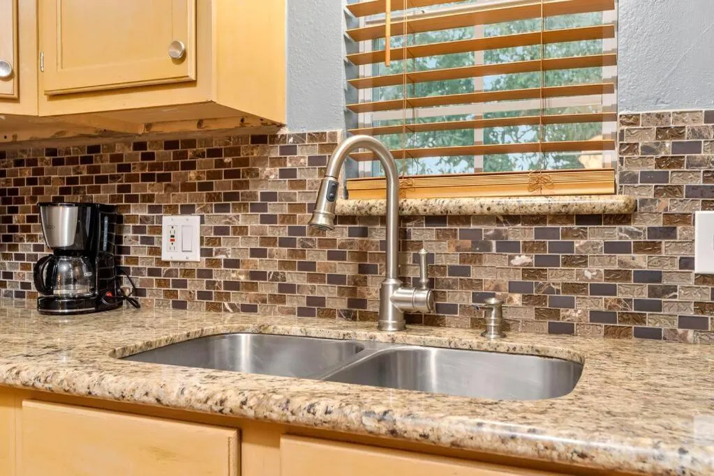 Kitchen or kitchenette in Sunnyside Retreat