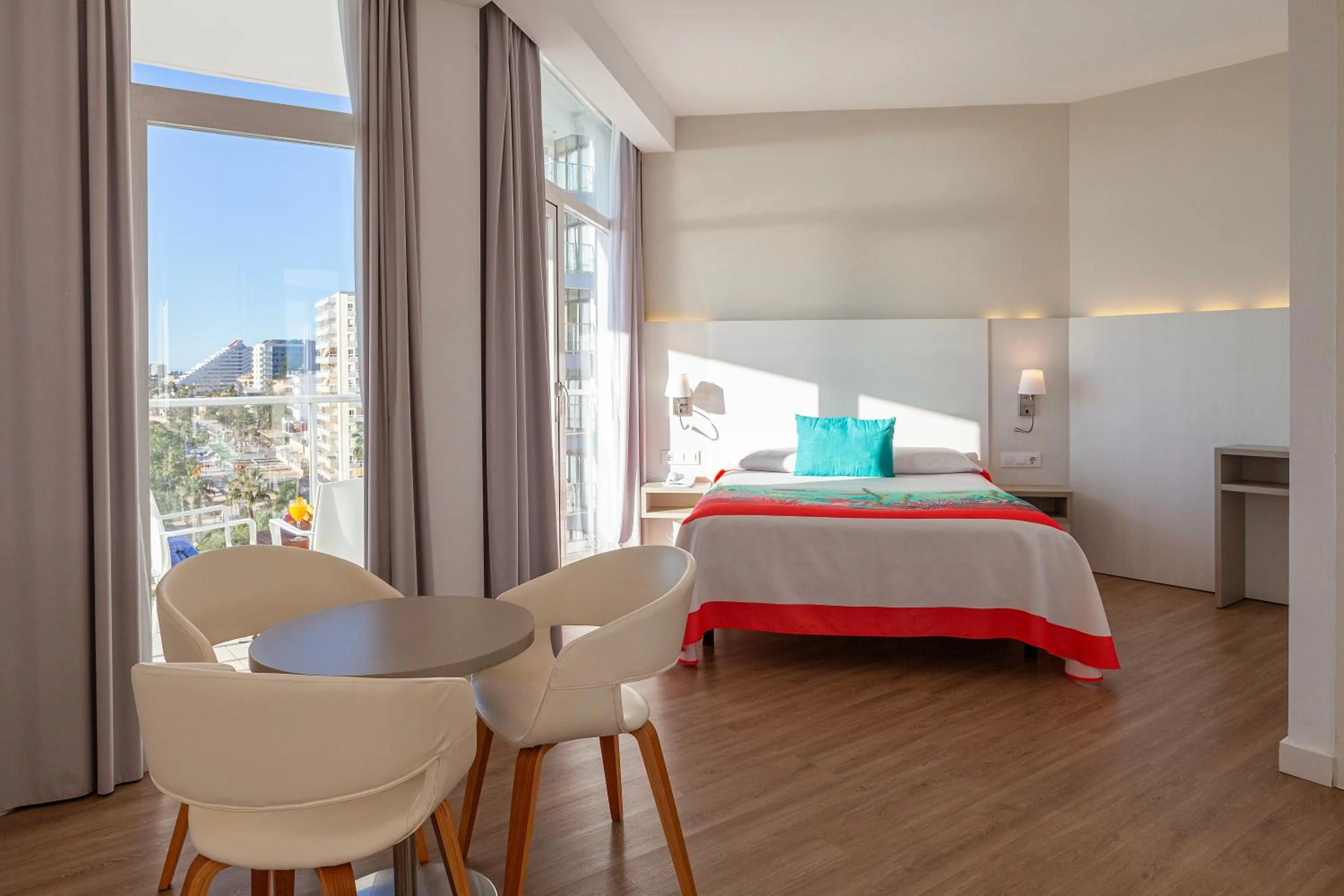 Bedroom, Bed in Hotel Alay - Adults Only Recommended