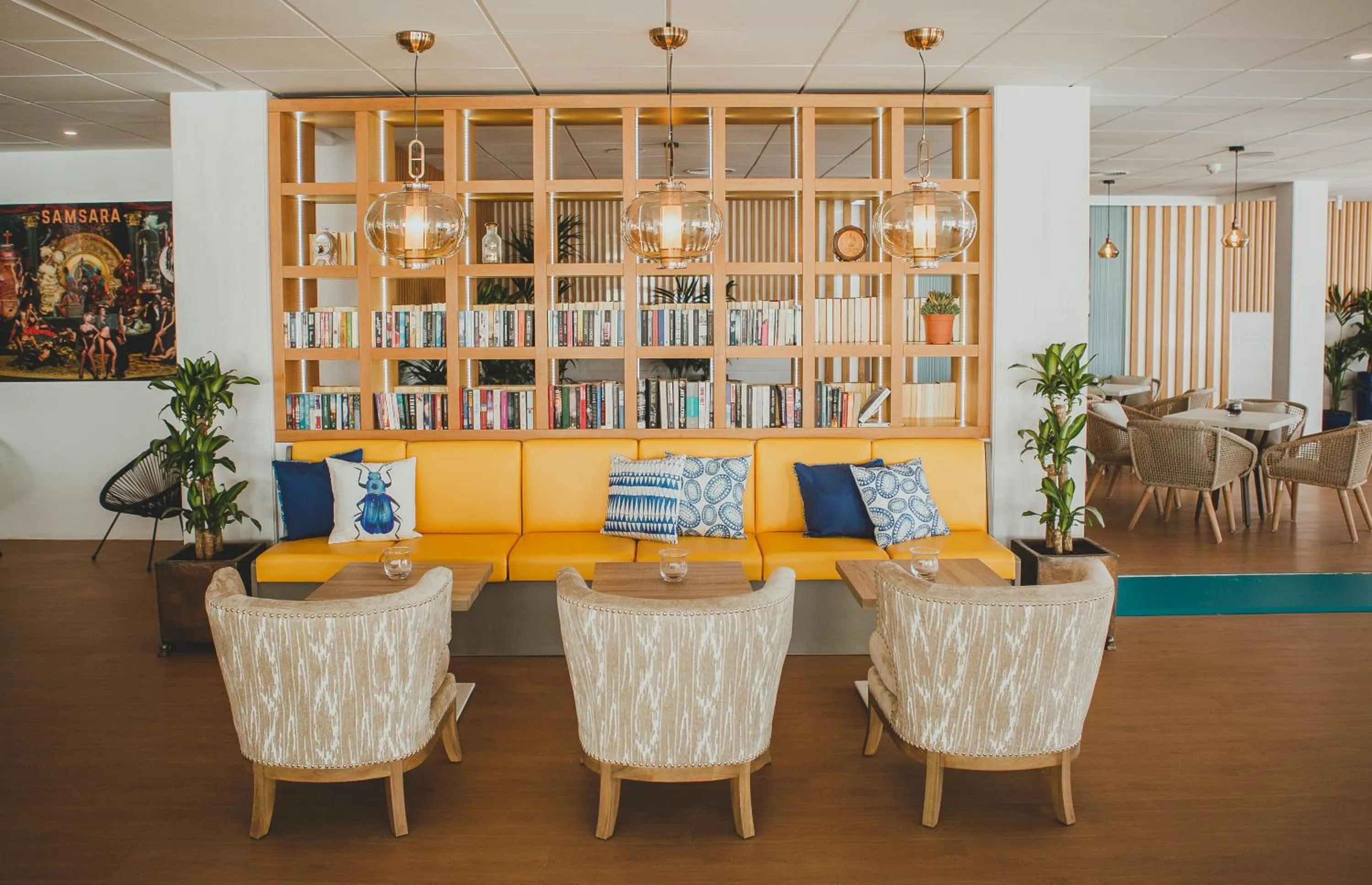 Library in Hotel Alay - Adults Only Recommended