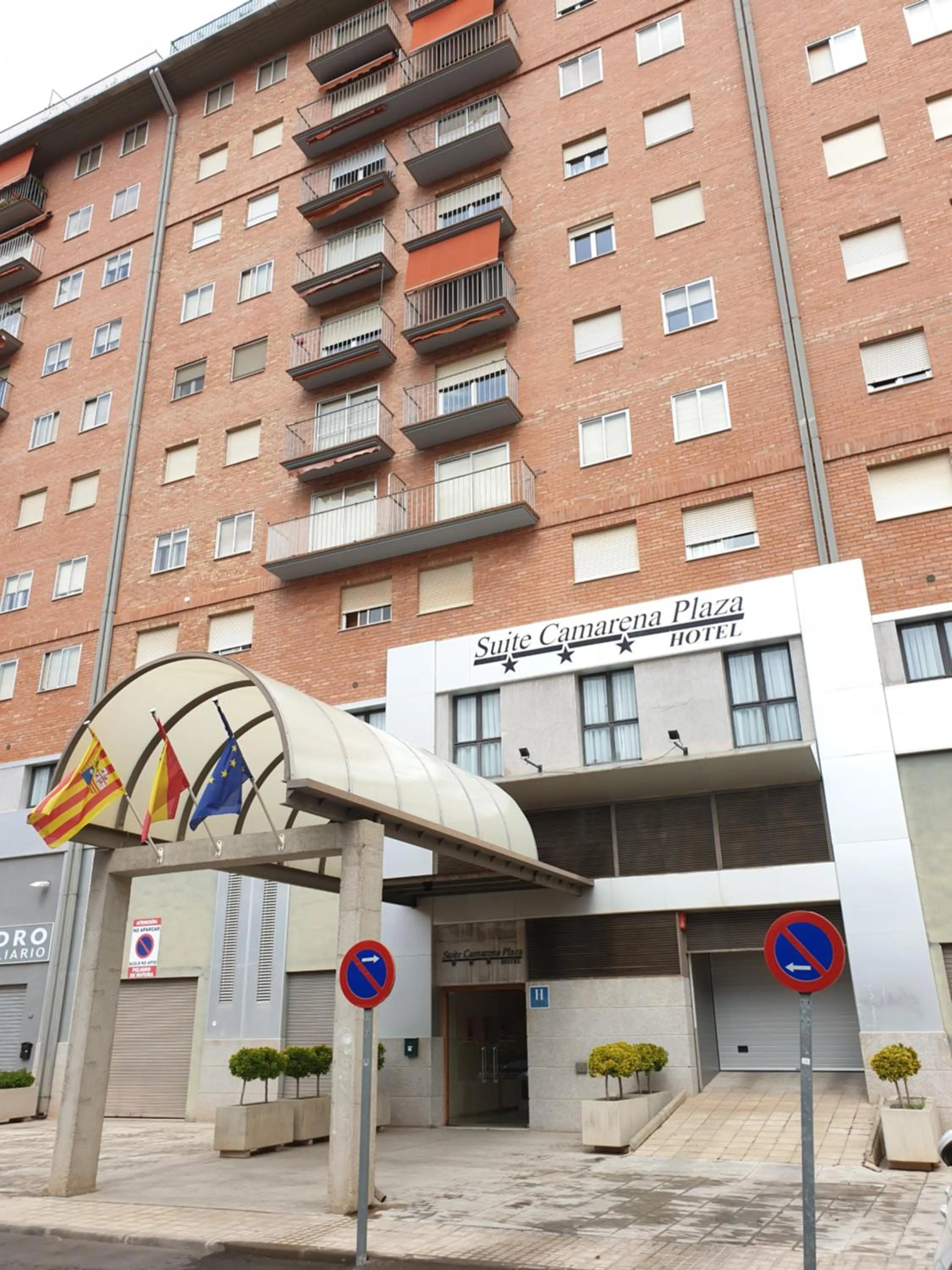 Property building in Hotel Suite Camarena