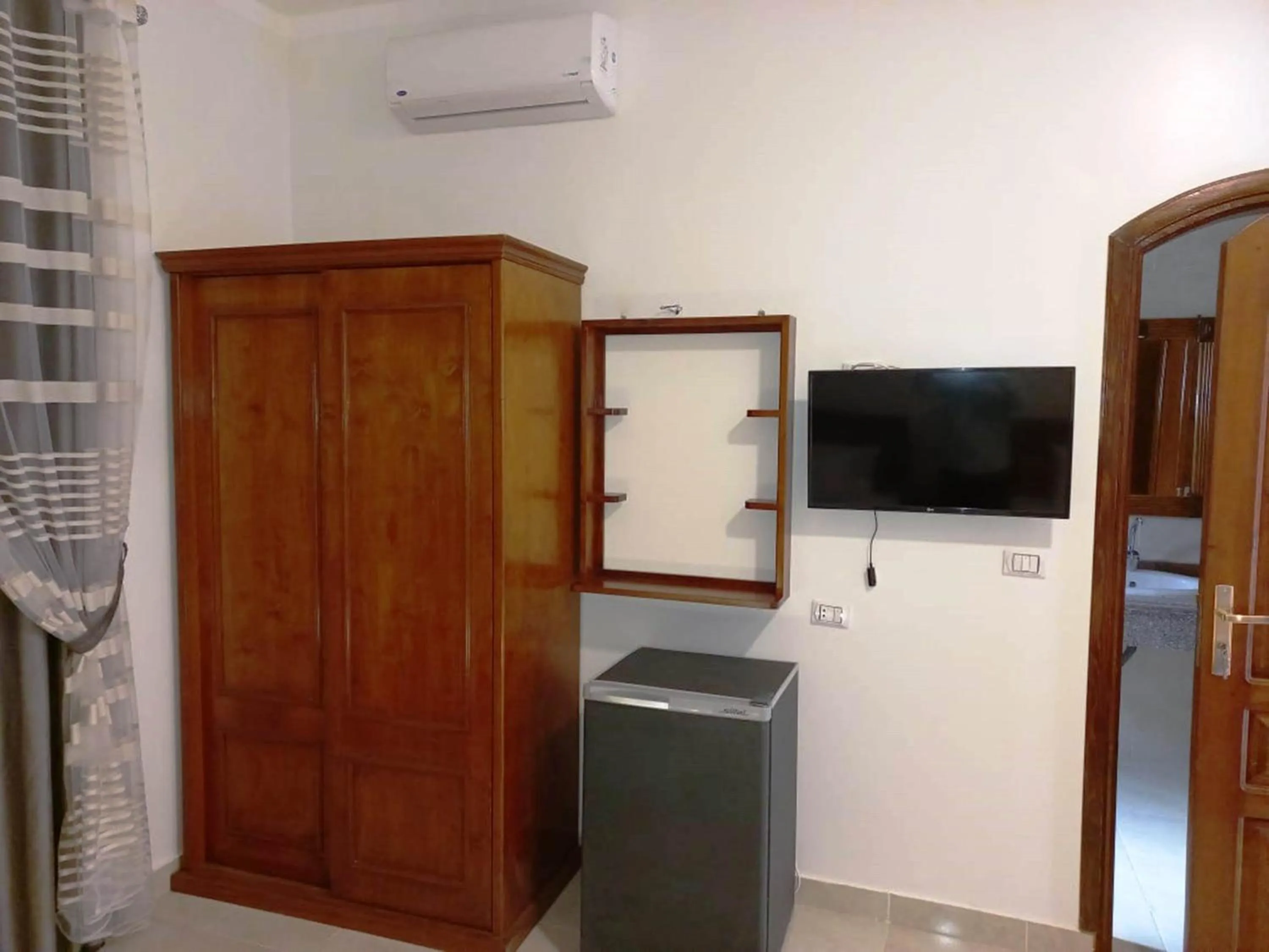 Mikhaila Guest House