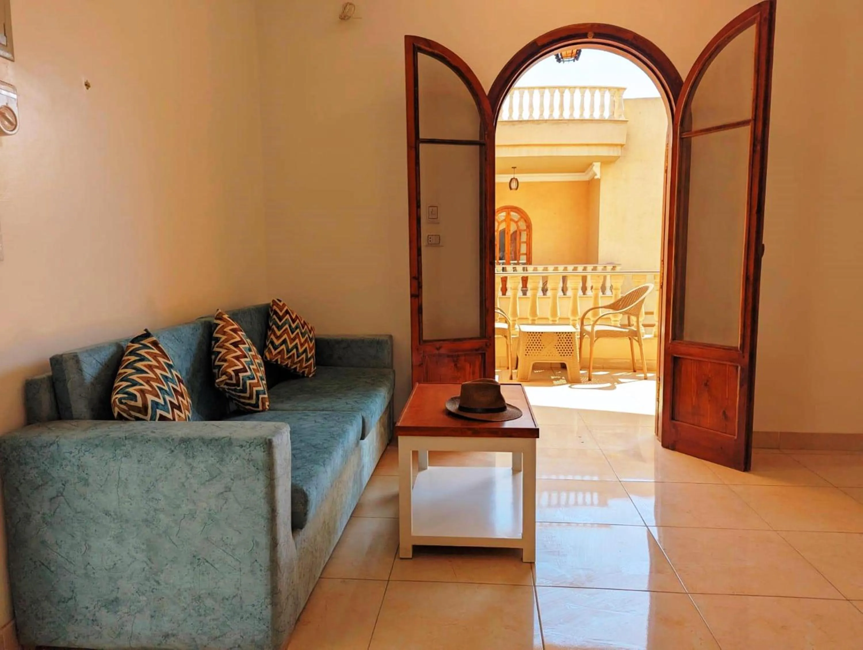 Mikhaila Guest House