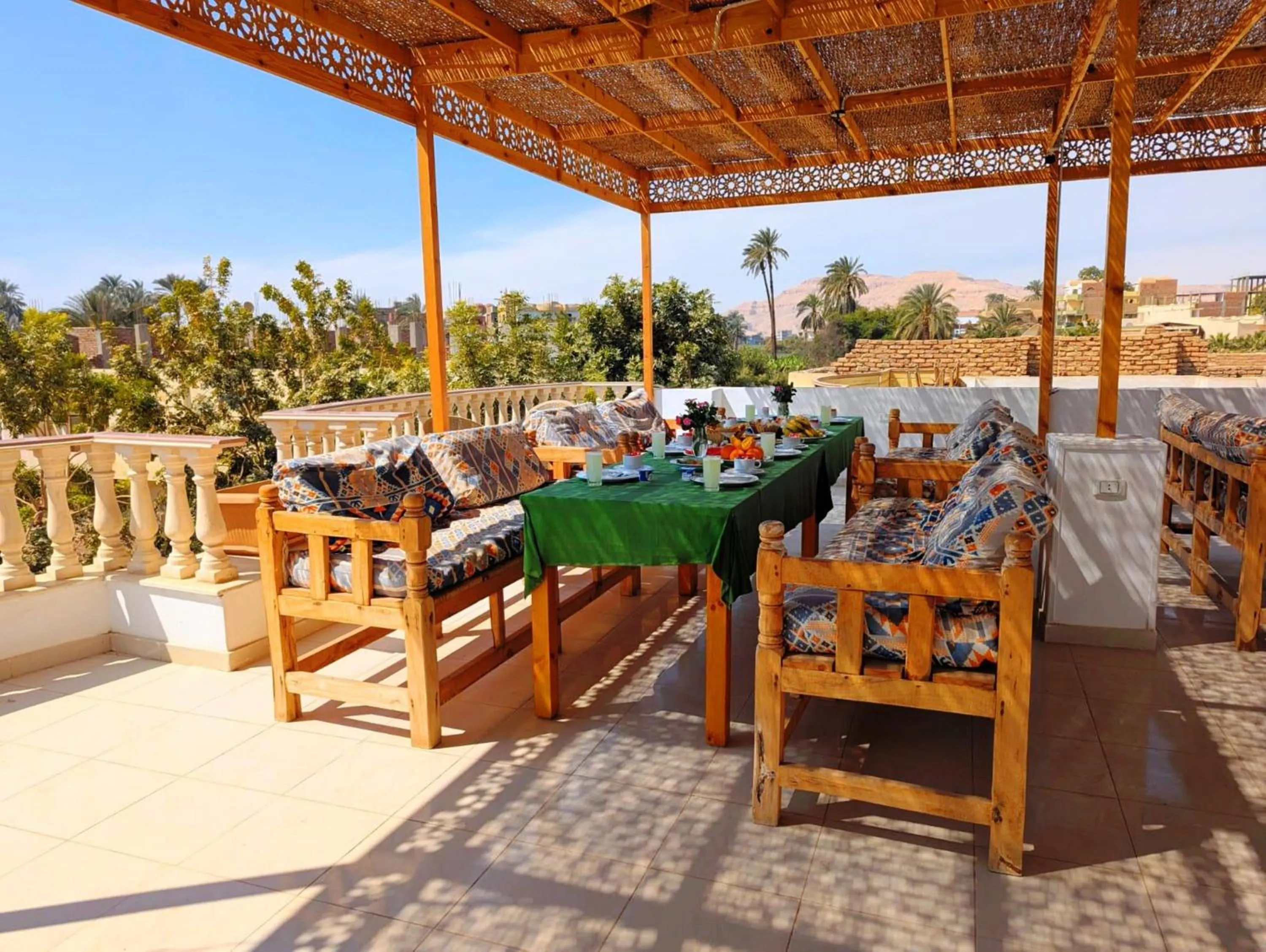 Mikhaila Guest House