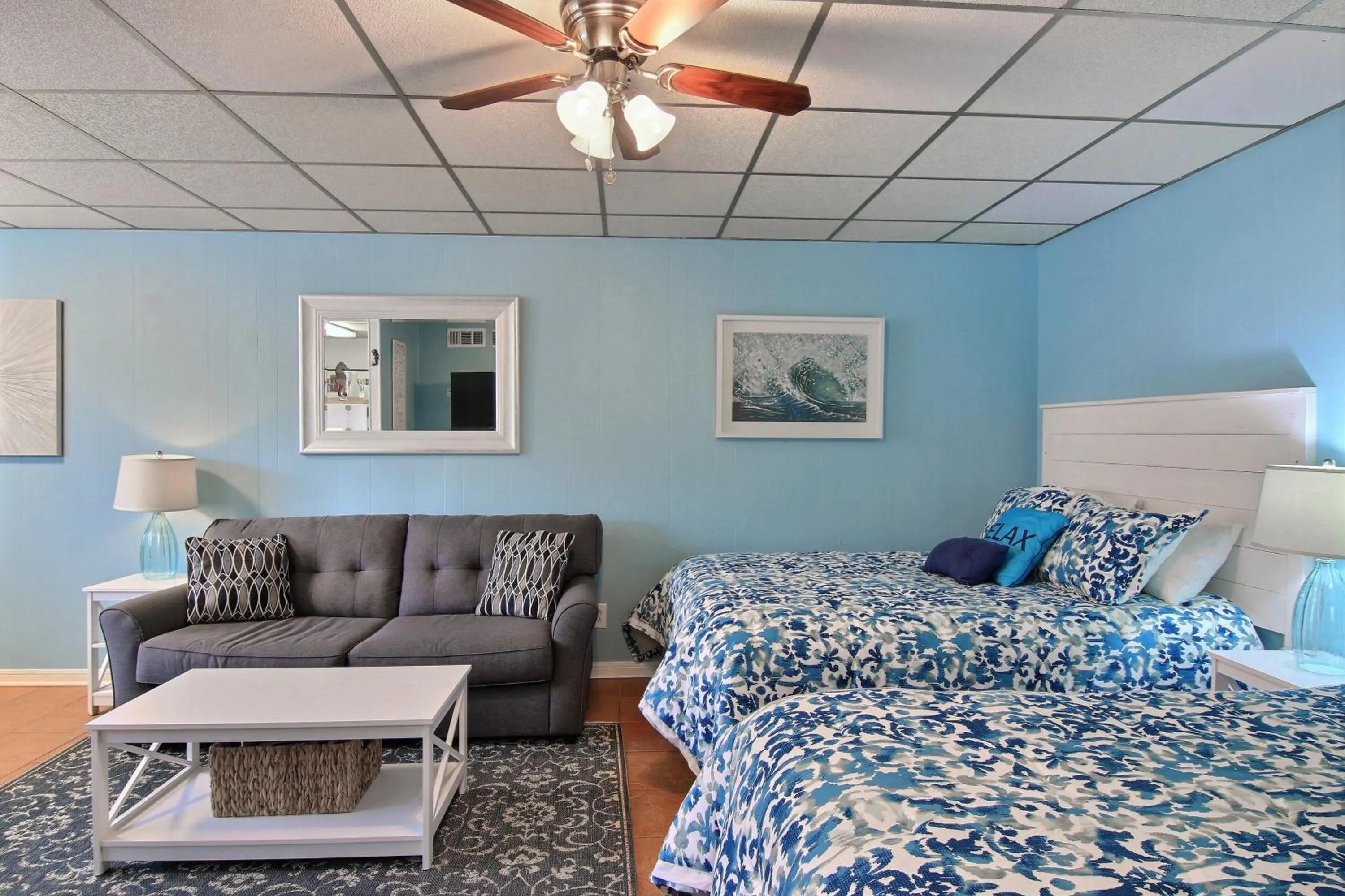 Property building, Bed in On the Half Shell