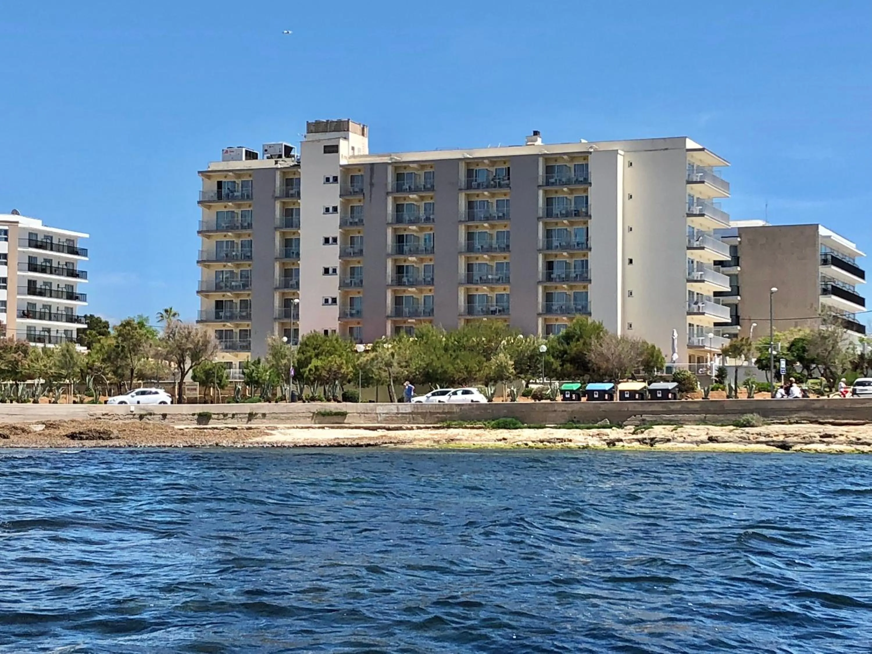 Facade/entrance in BQ Apolo Hotel