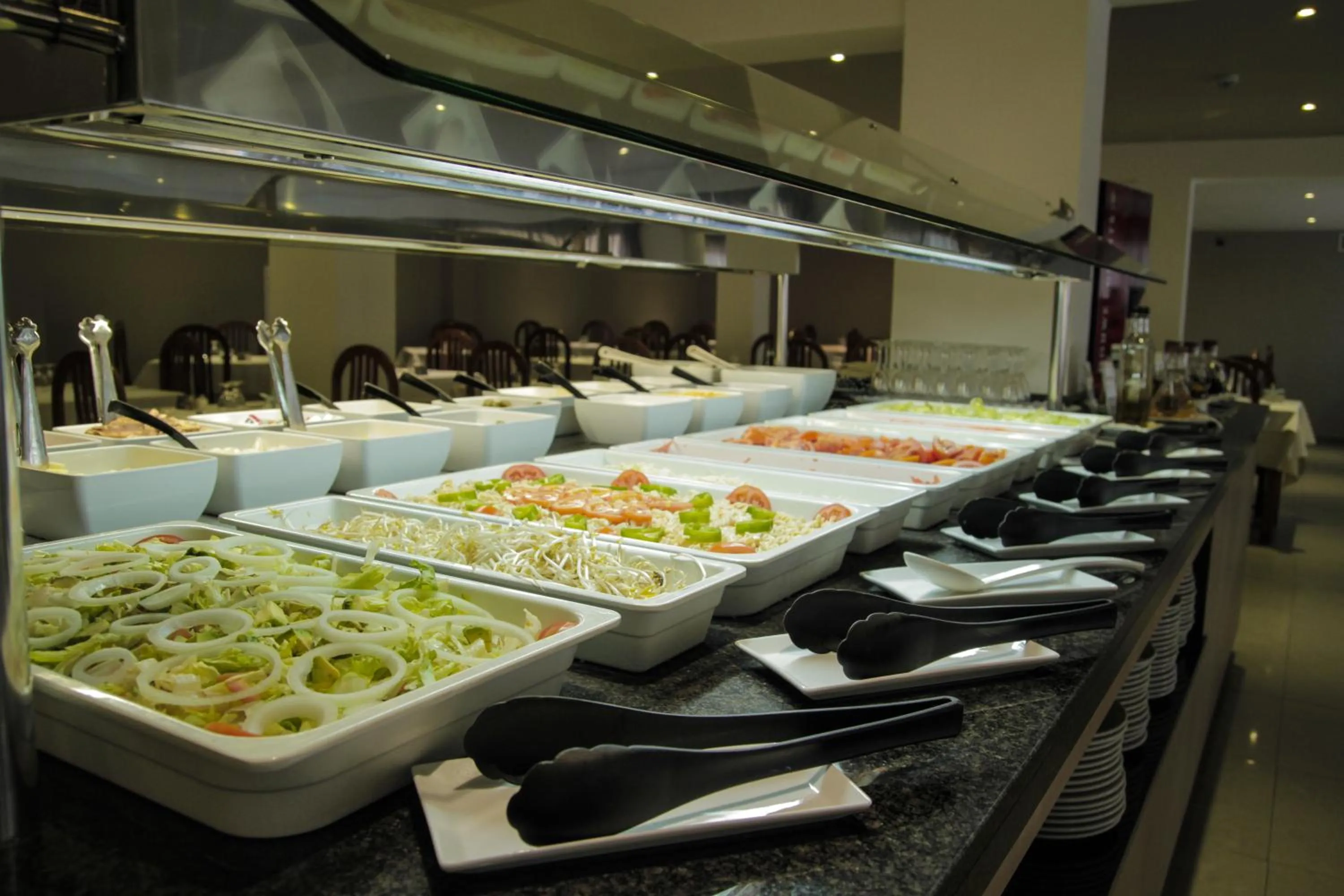 Restaurant/places to eat in BQ Apolo Hotel