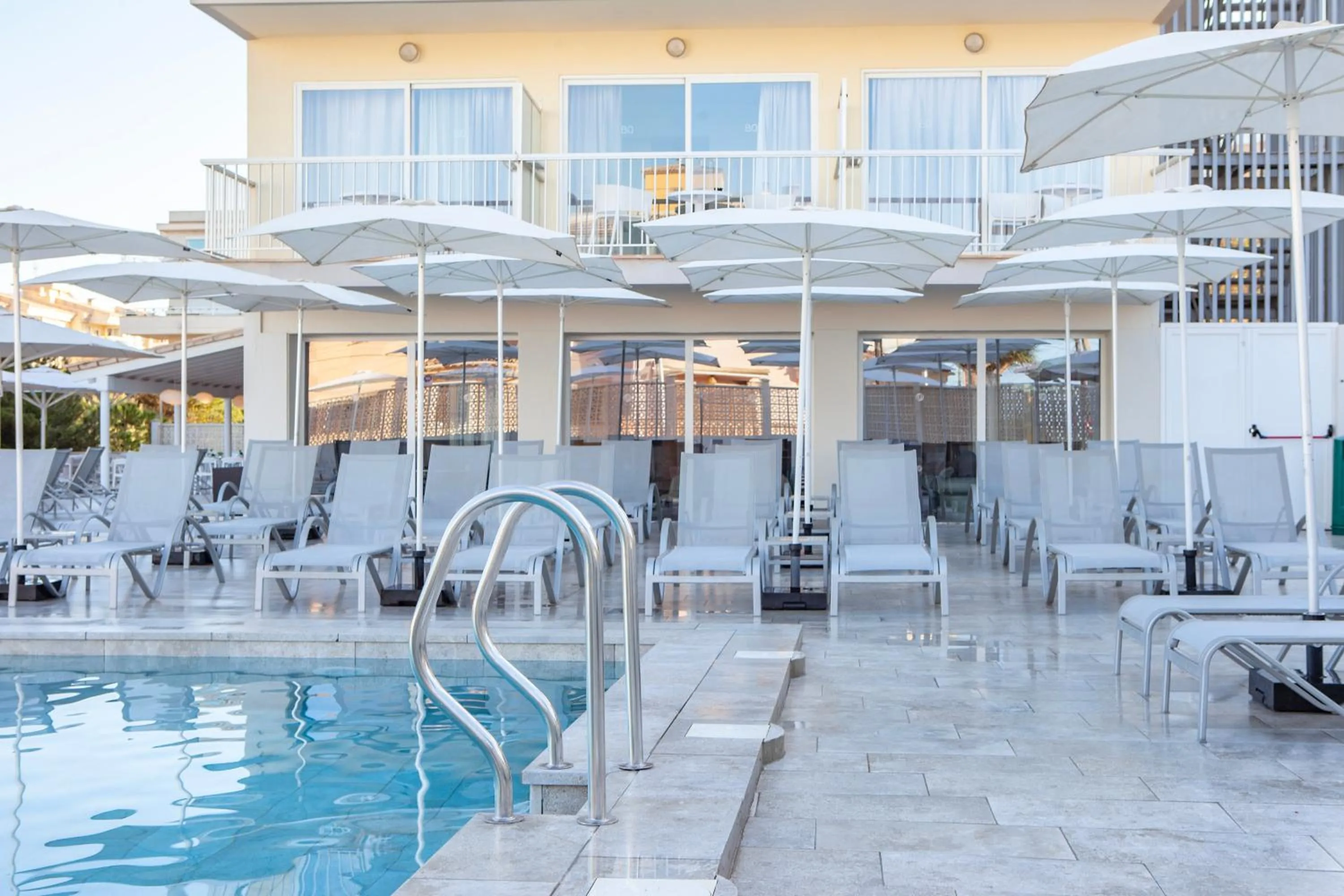 Solarium in BQ Apolo Hotel