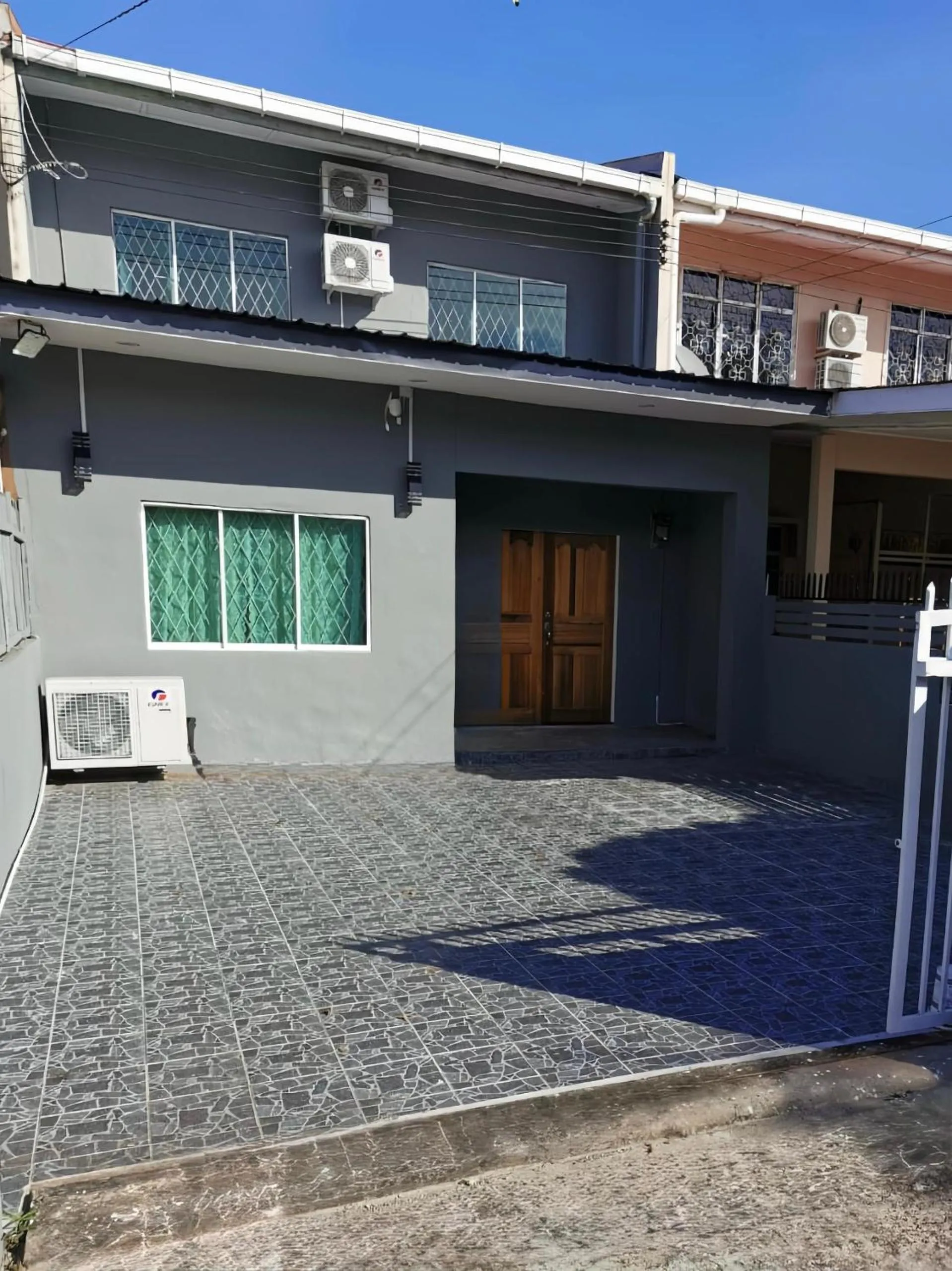 Property building in ANG LEE HOLIDAY HOME 2