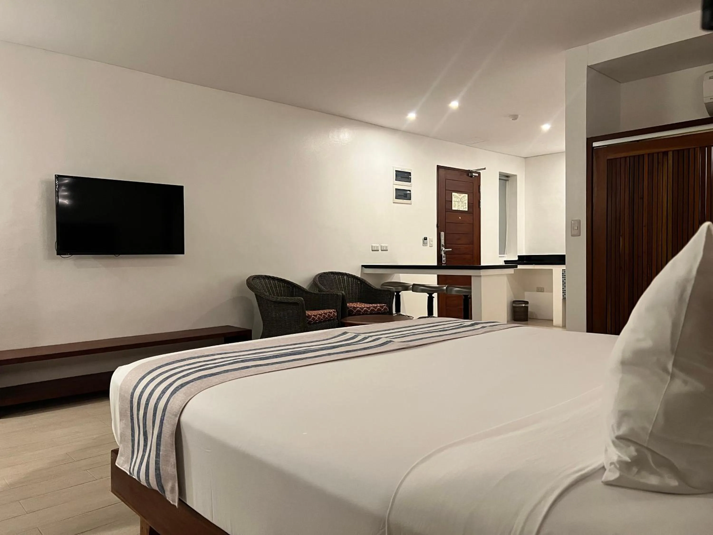 Bed in Aira Boracay Hotel