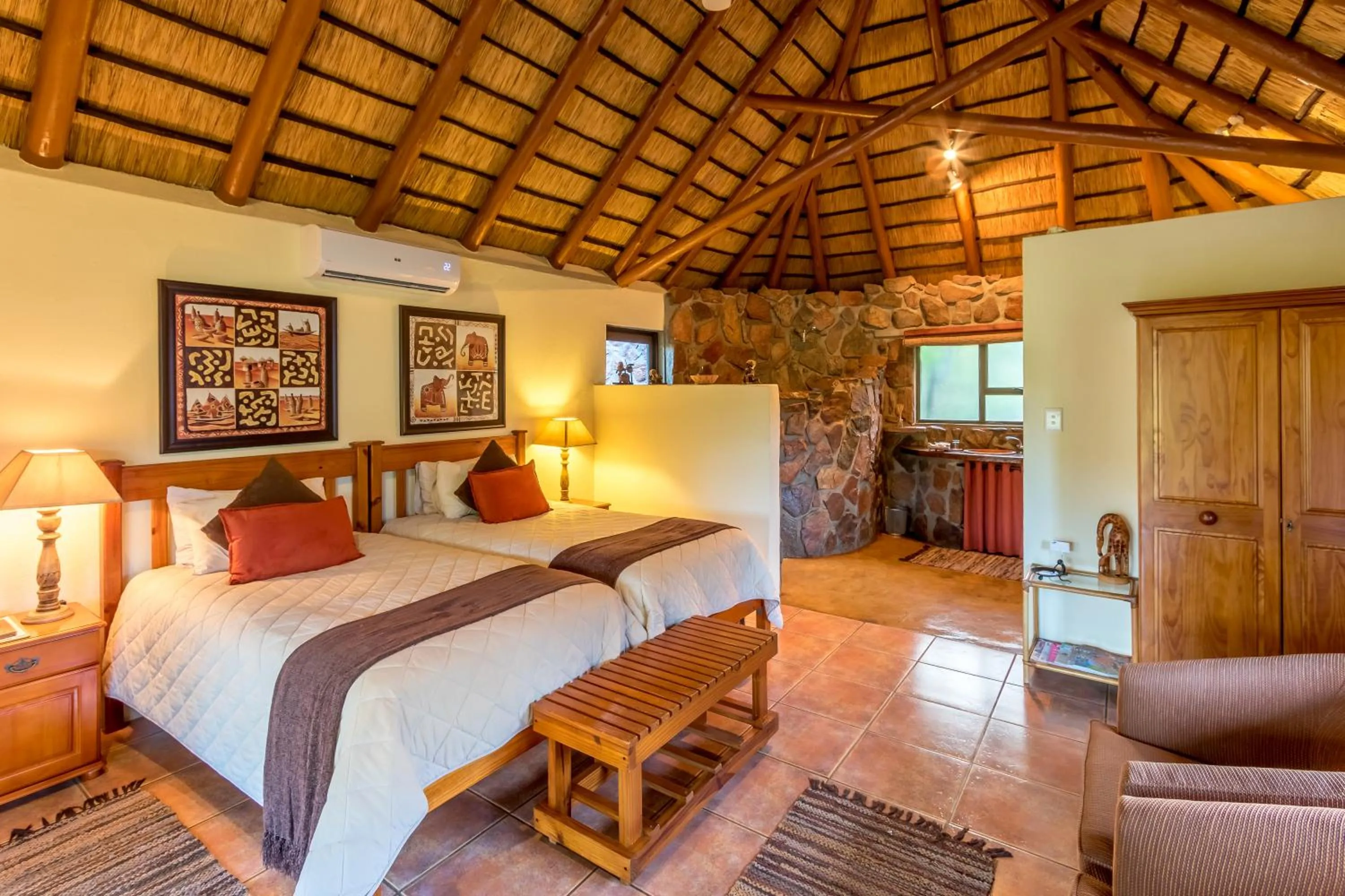 Bedroom, Bed in Iketla Lodge