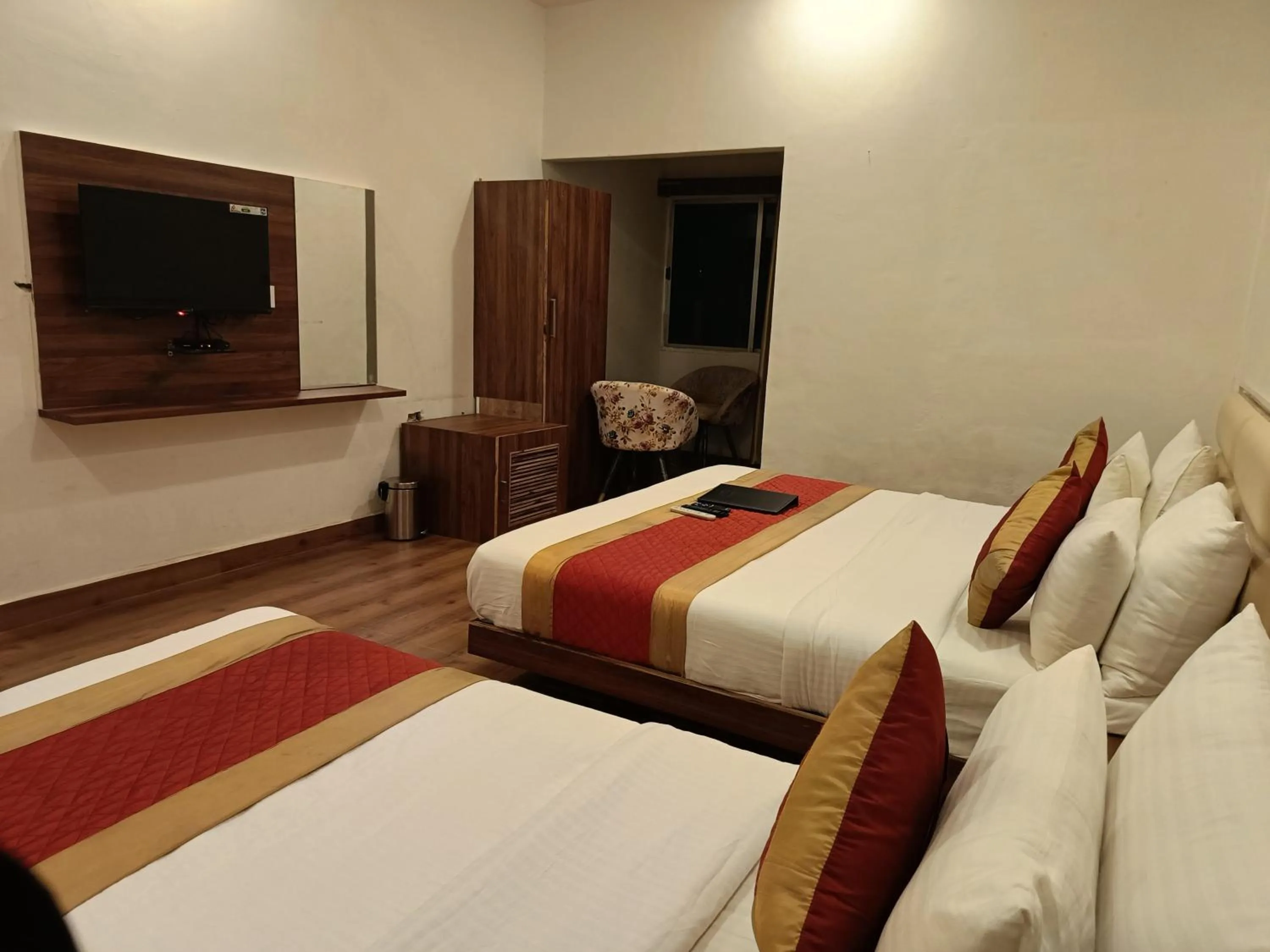 Bed in LEELA BIZOTEL