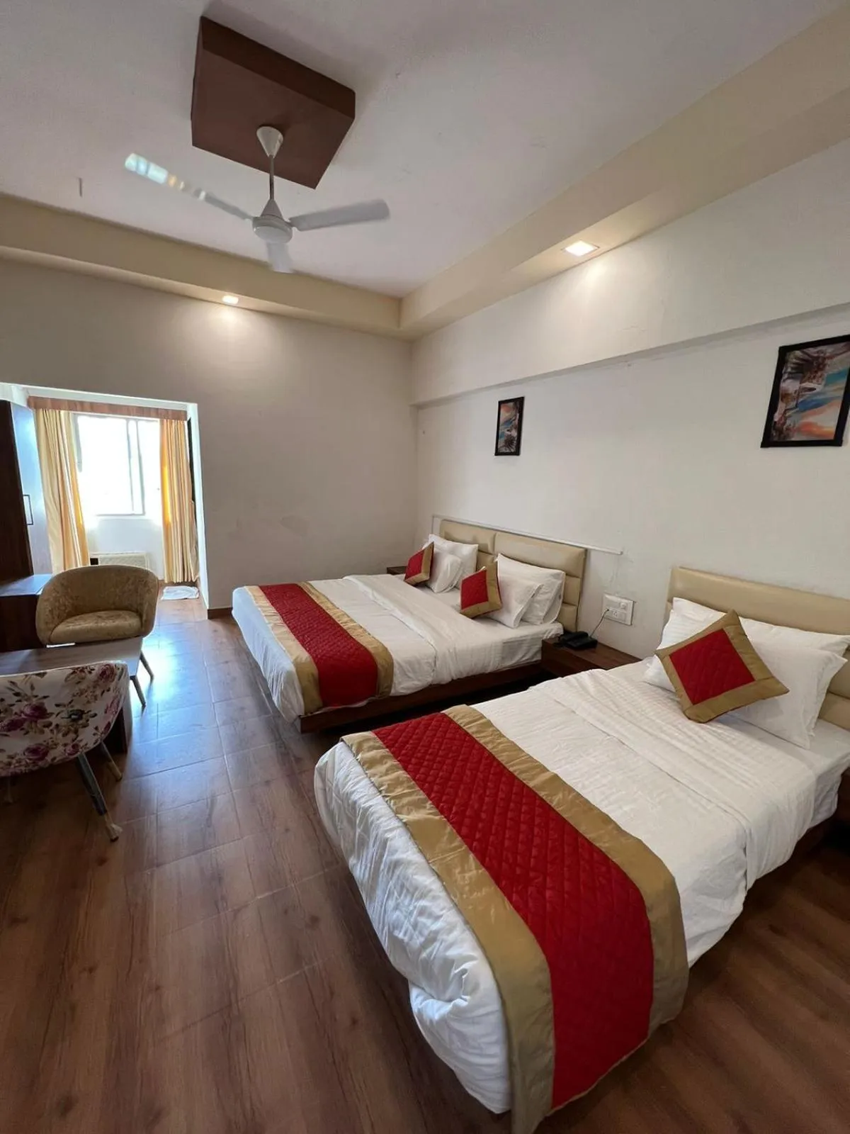 Bedroom, Bed in LEELA BIZOTEL