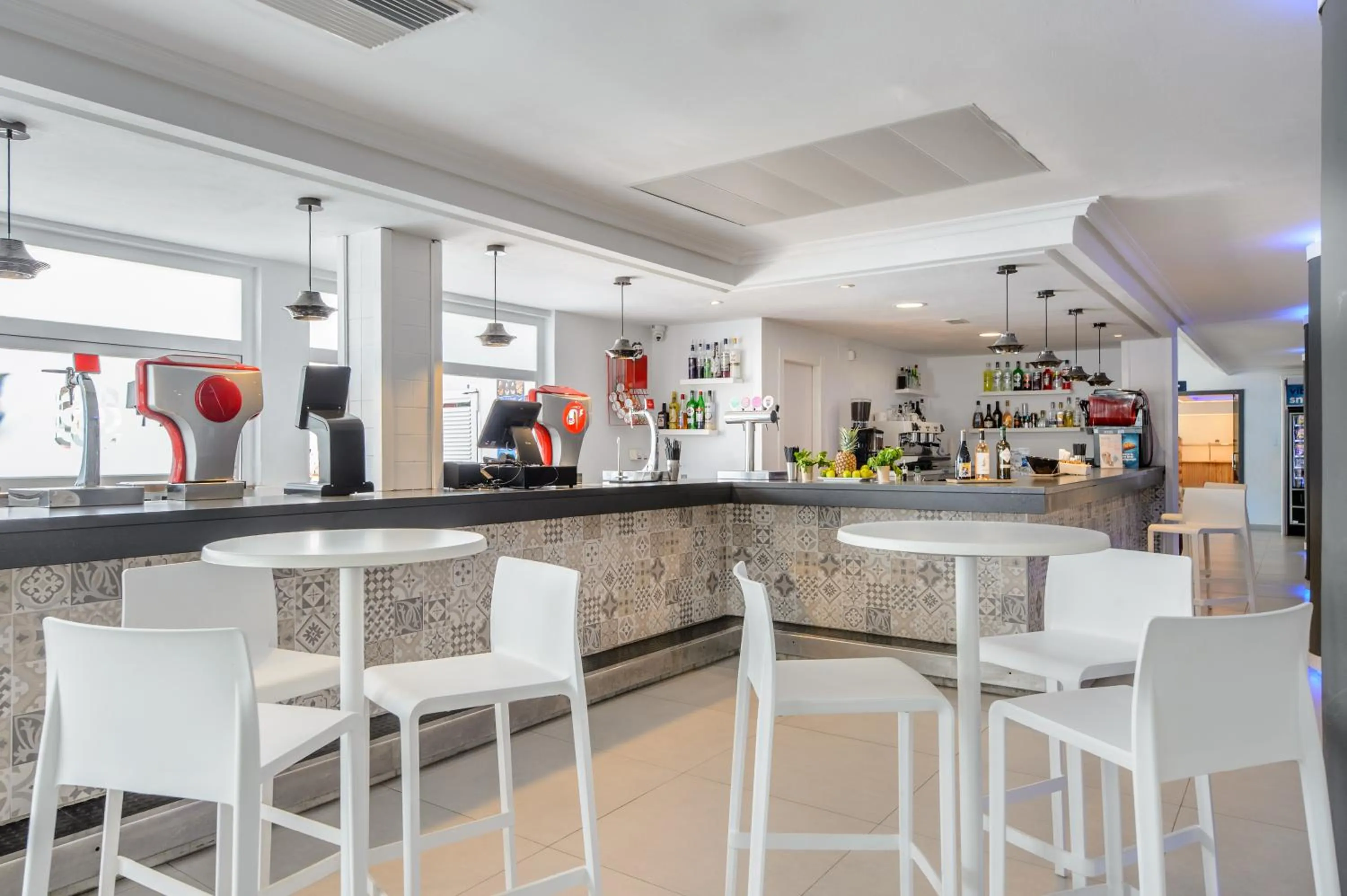 Lounge or bar in Hotel Vibra San Remo