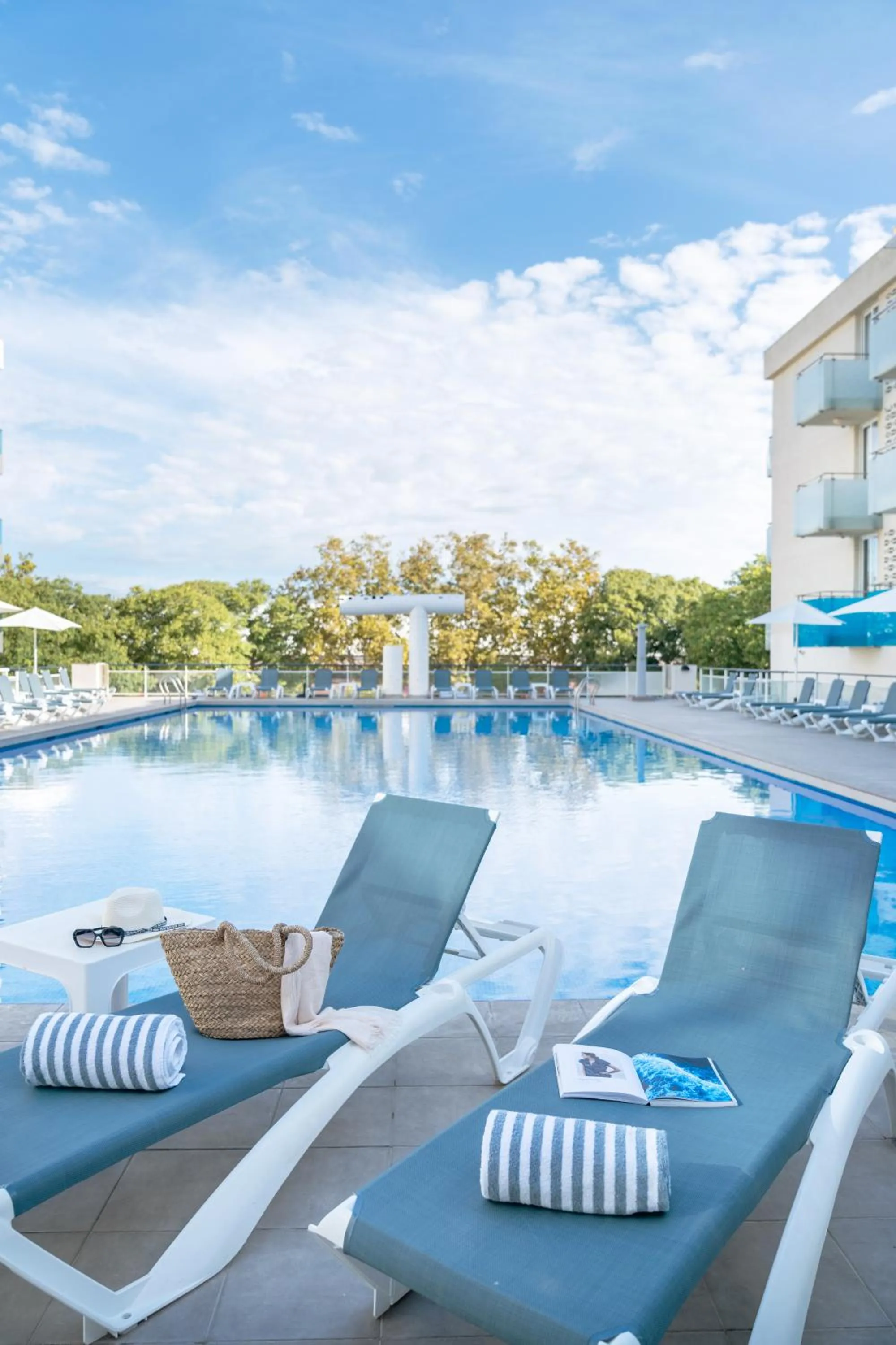 Swimming pool in Aparthotel Ona Palamós