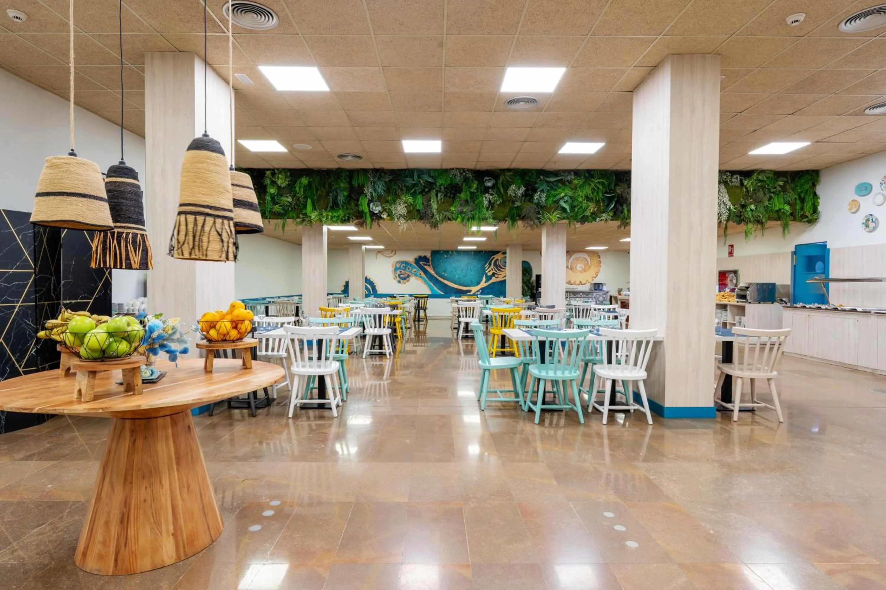 Kitchen or kitchenette in Aparthotel Ona Palamós