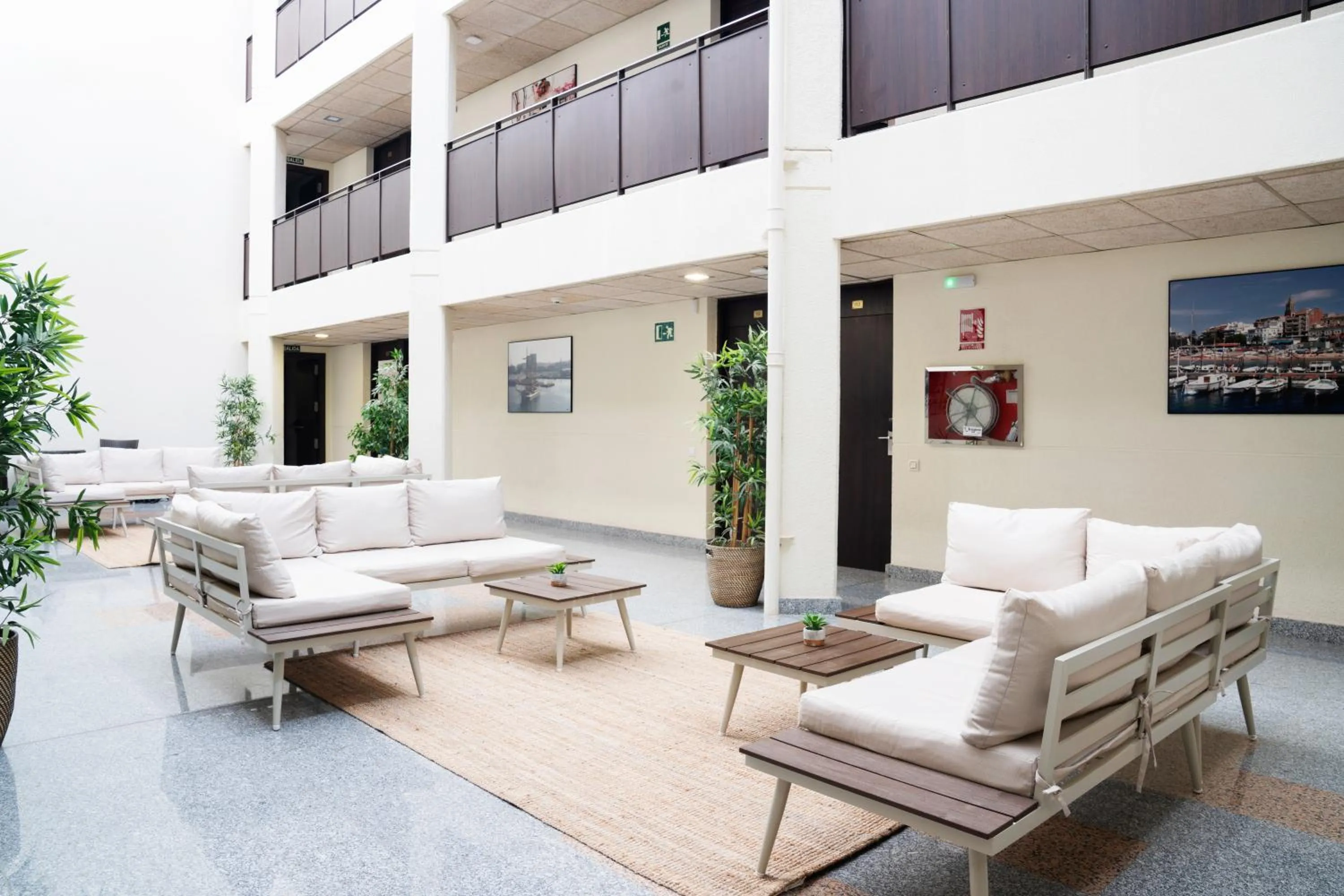 Seating area in Aparthotel Ona Palamós