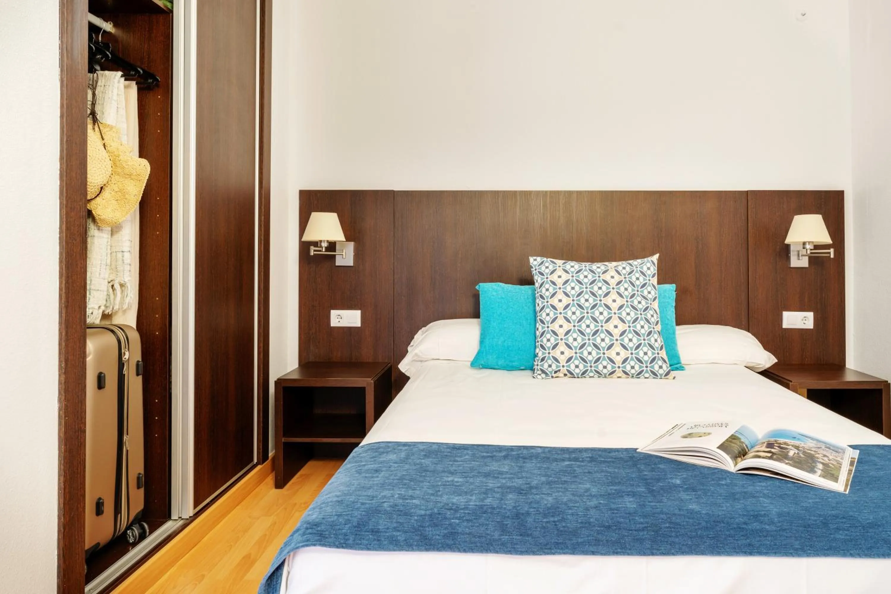 Bed in Aparthotel Ona Palamós