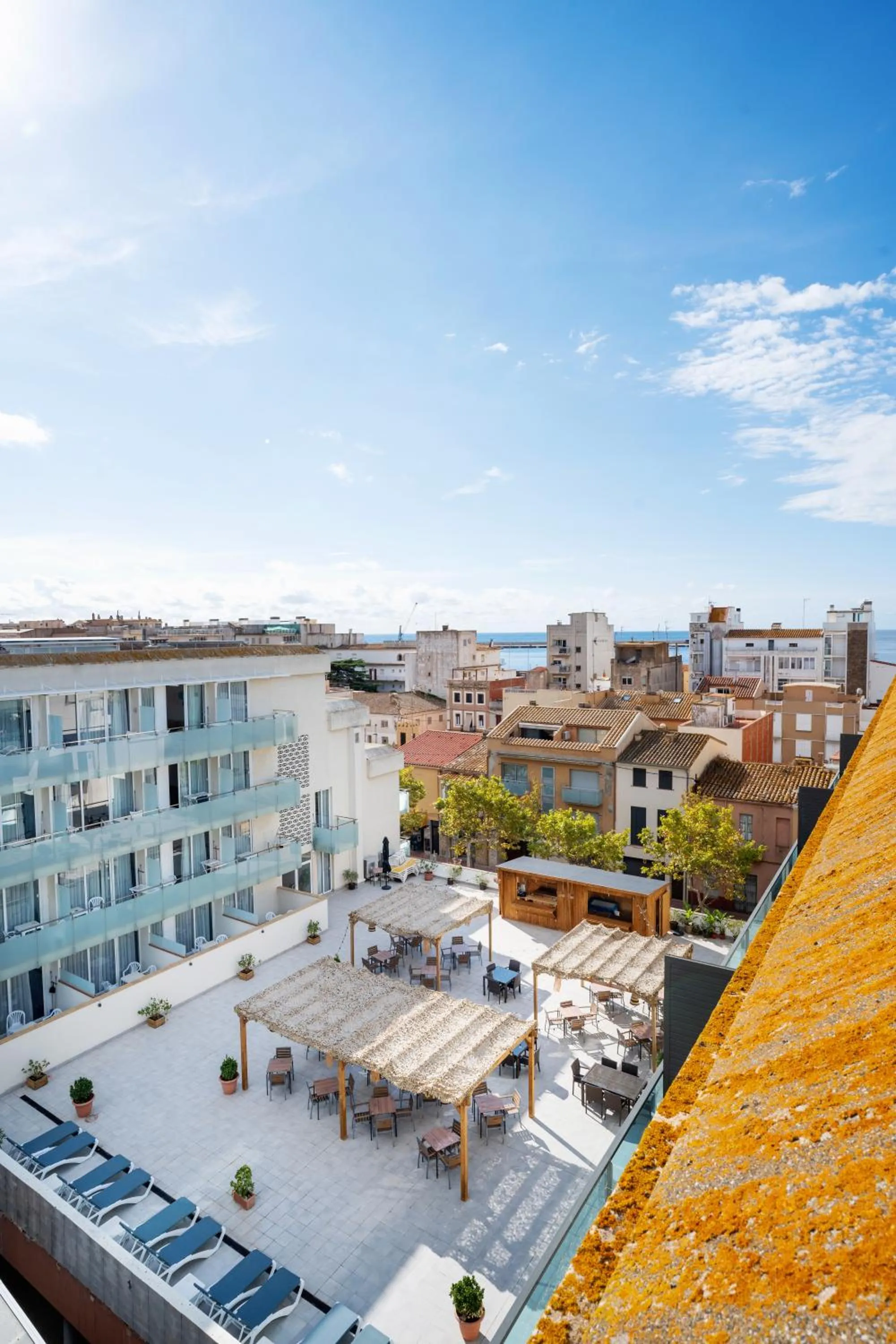Property building in Aparthotel Ona Palamós