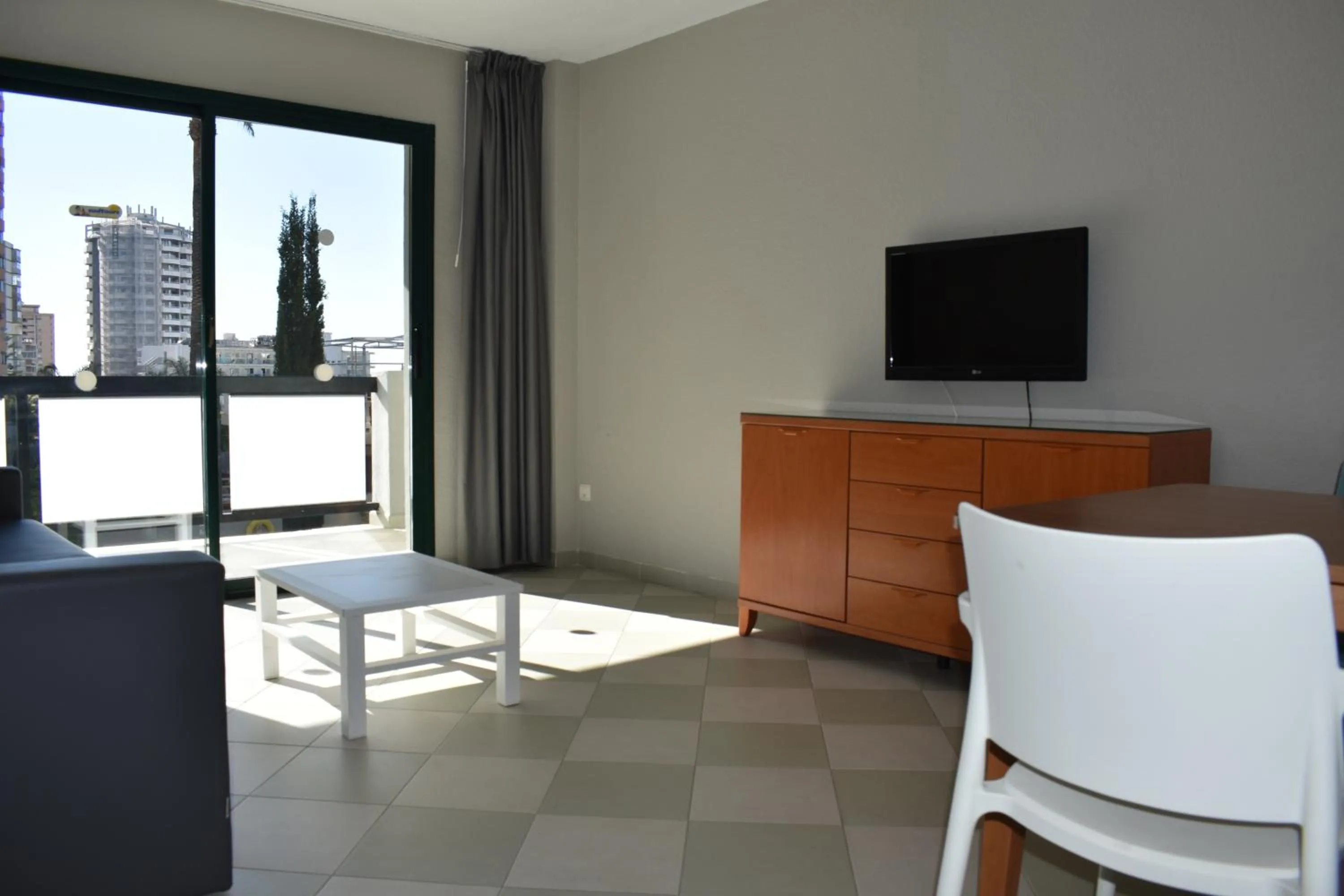 Lounge or bar in Apartamentos Michel Angelo Benidorm