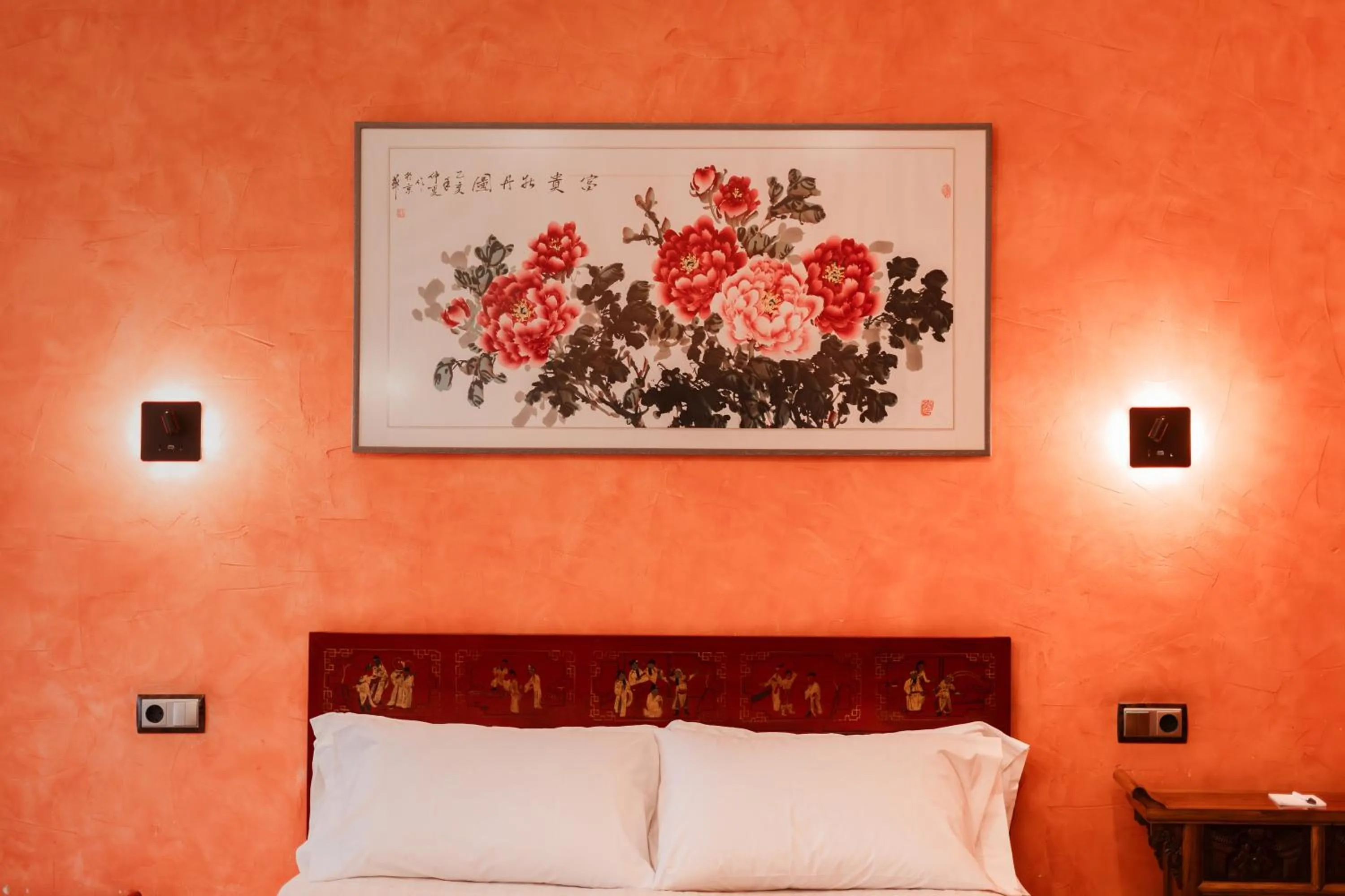 Bed in L'Agora Hotel