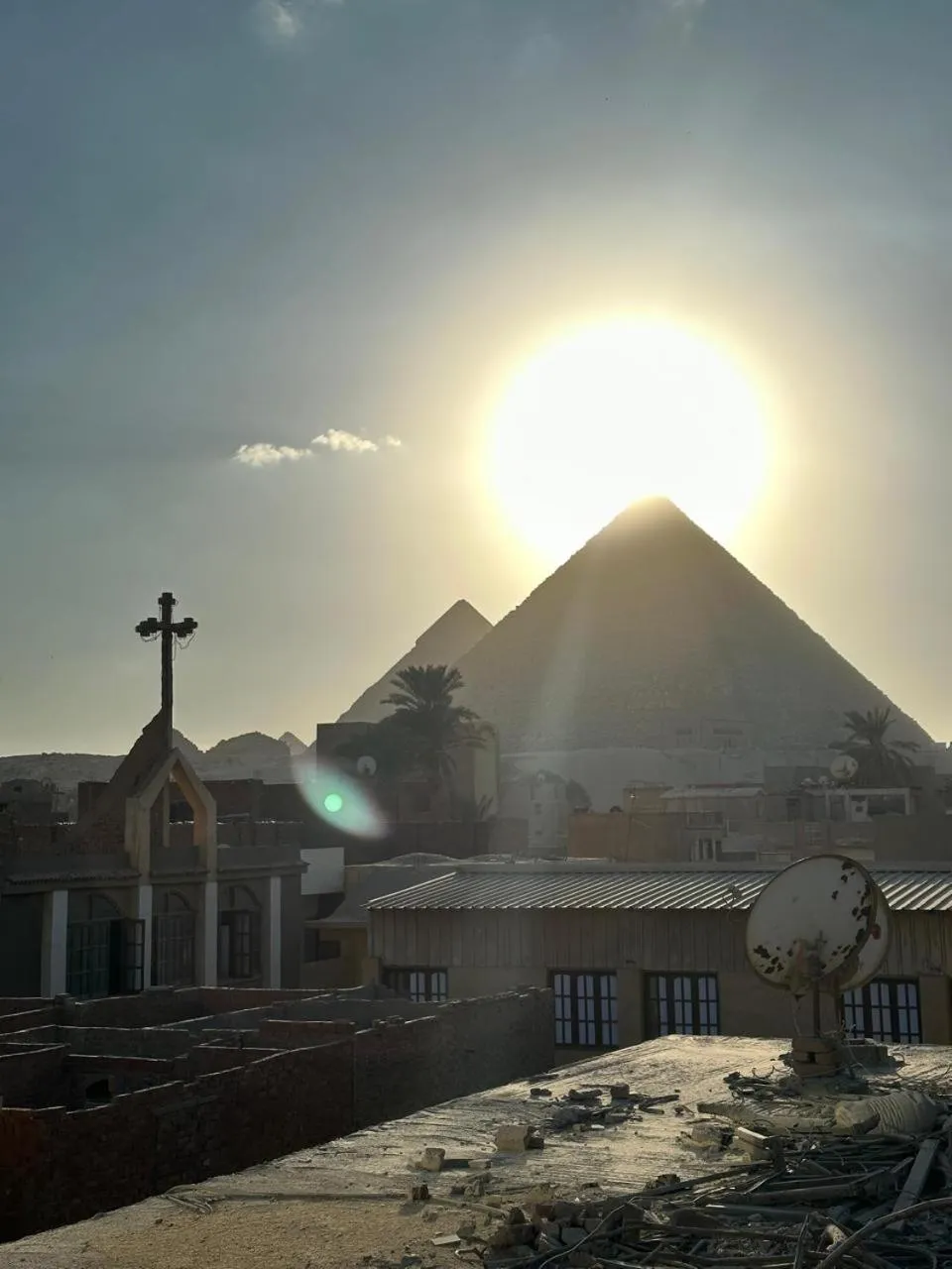 Osiris pyramids view inn