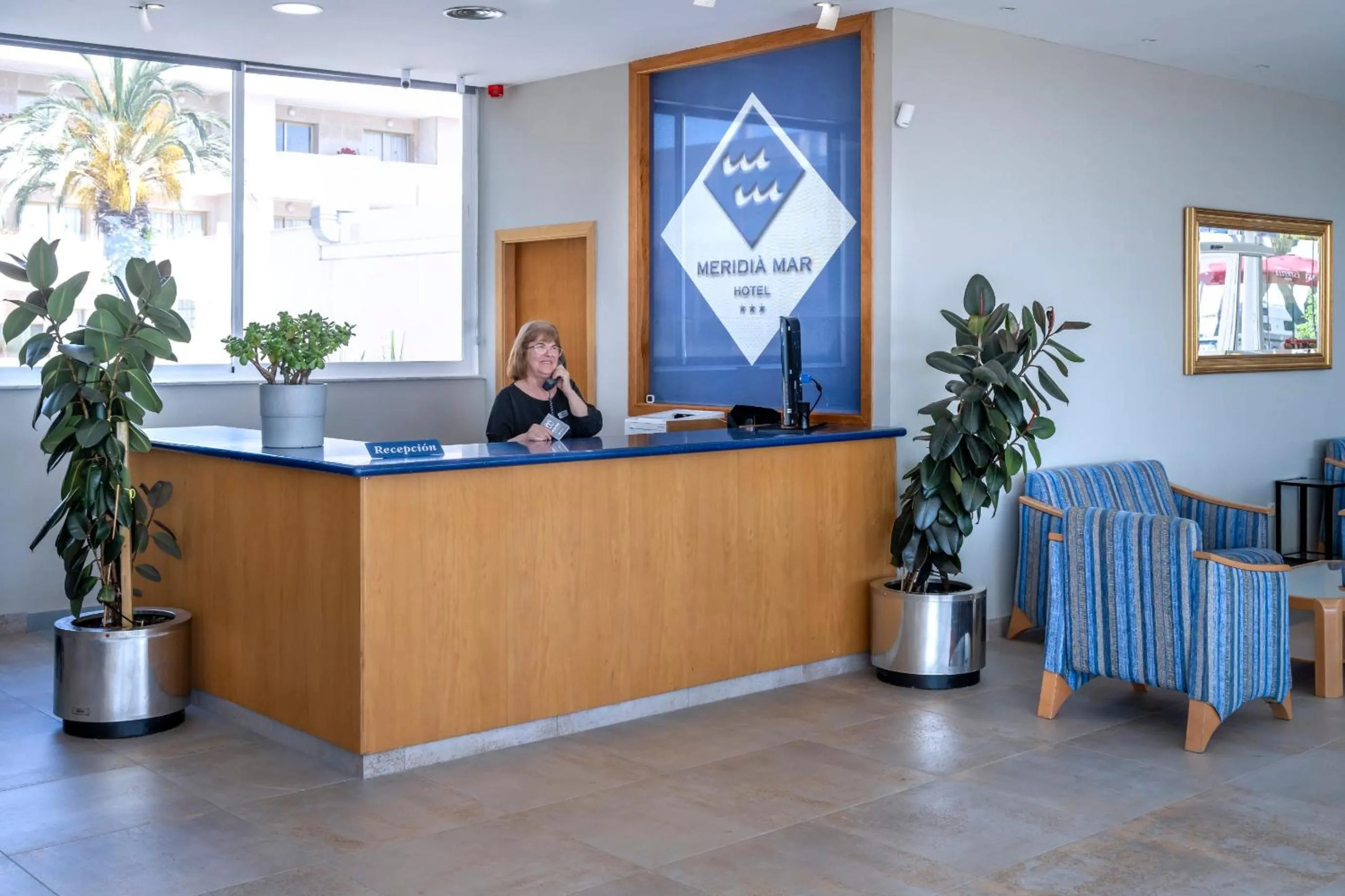 Lobby or reception in 4R Meridià Mar