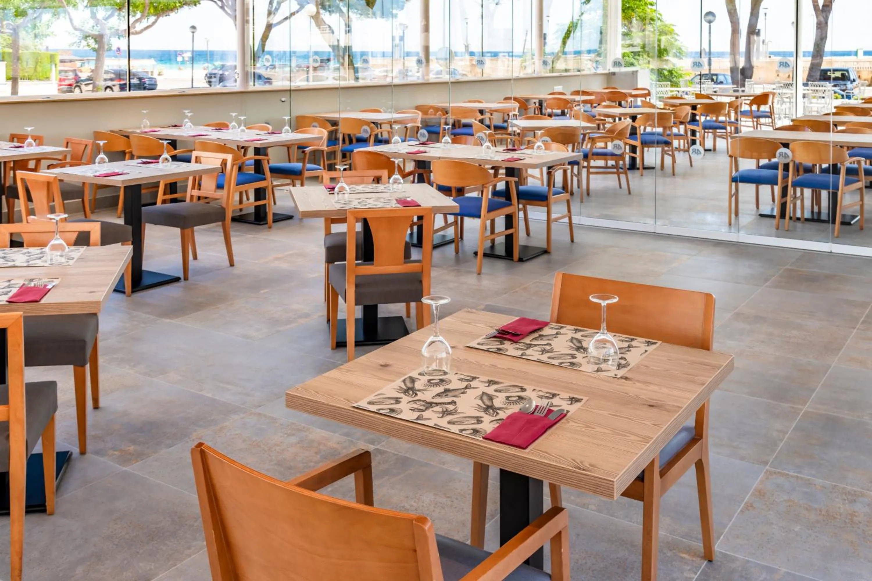 Restaurant/places to eat in 4R Meridià Mar